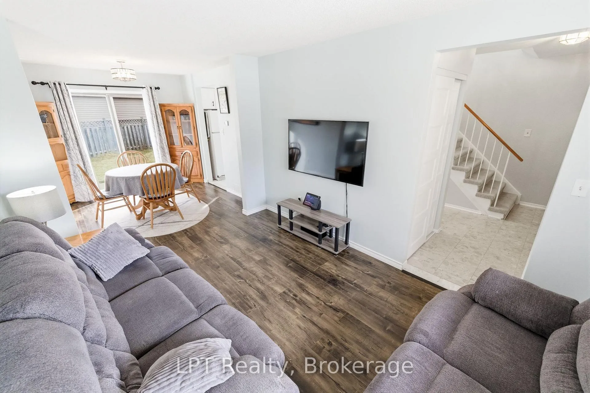 Photo 8 of 152 Ravenscroft Road, Ajax, Central West — HOMEH