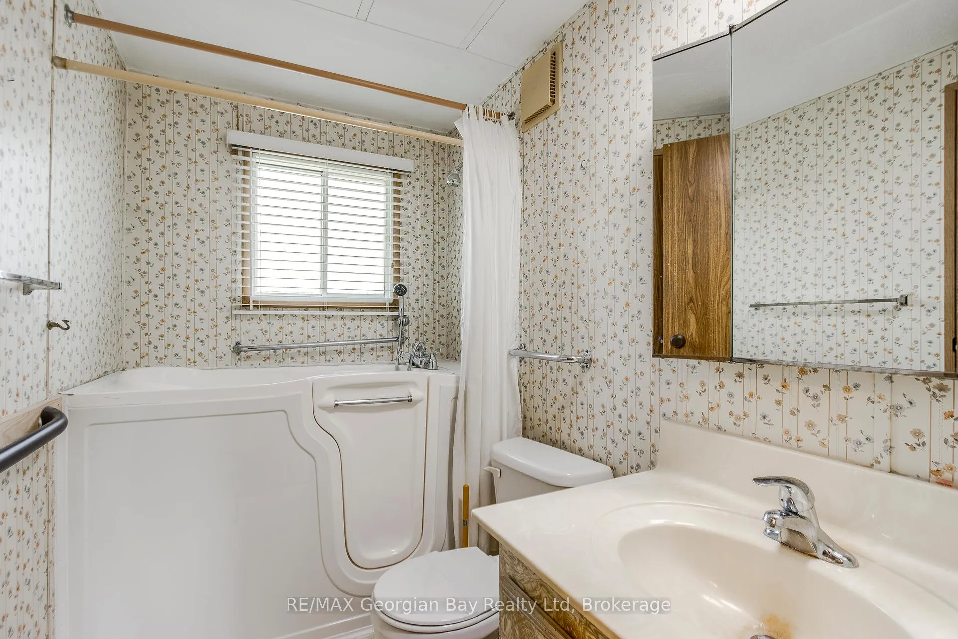 Photo 19 of Unit 58, 5263 Elliott Side Road, Tay, Rural Tay — HOMEH
