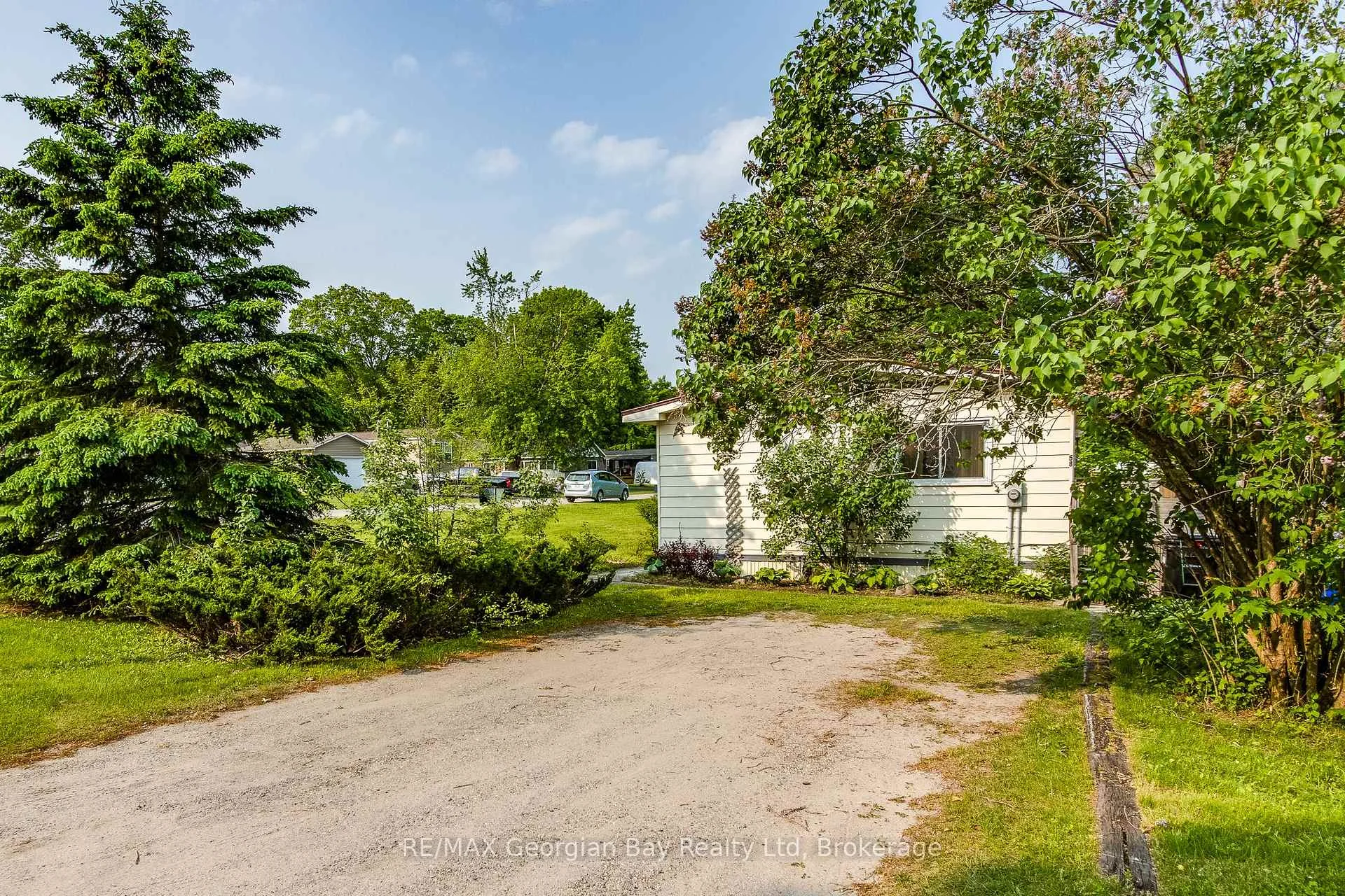 Photo 4 of Unit 58, 5263 Elliott Side Road, Tay, Rural Tay — HOMEH