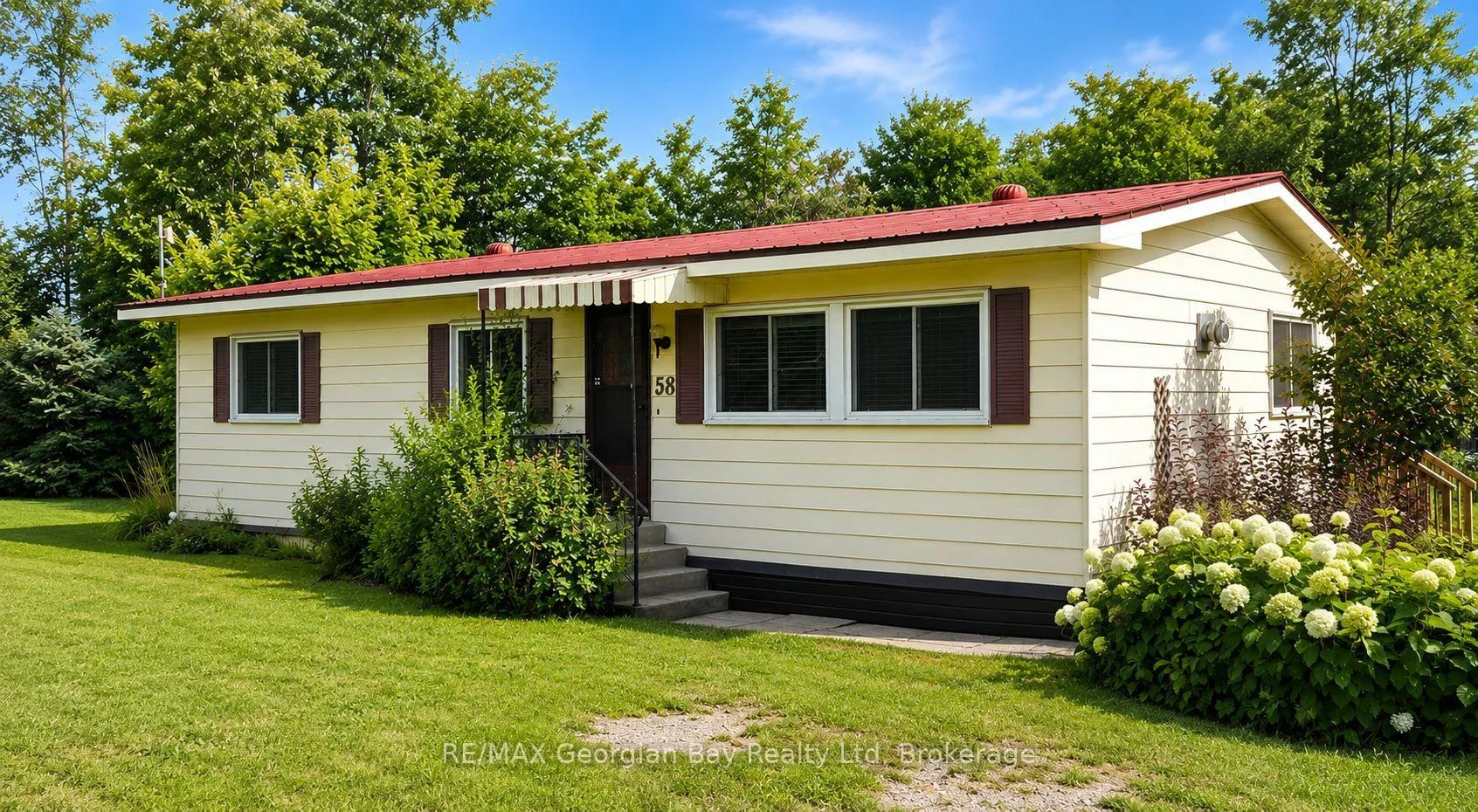 Photo of Unit 58, 5263 Elliott Side Road