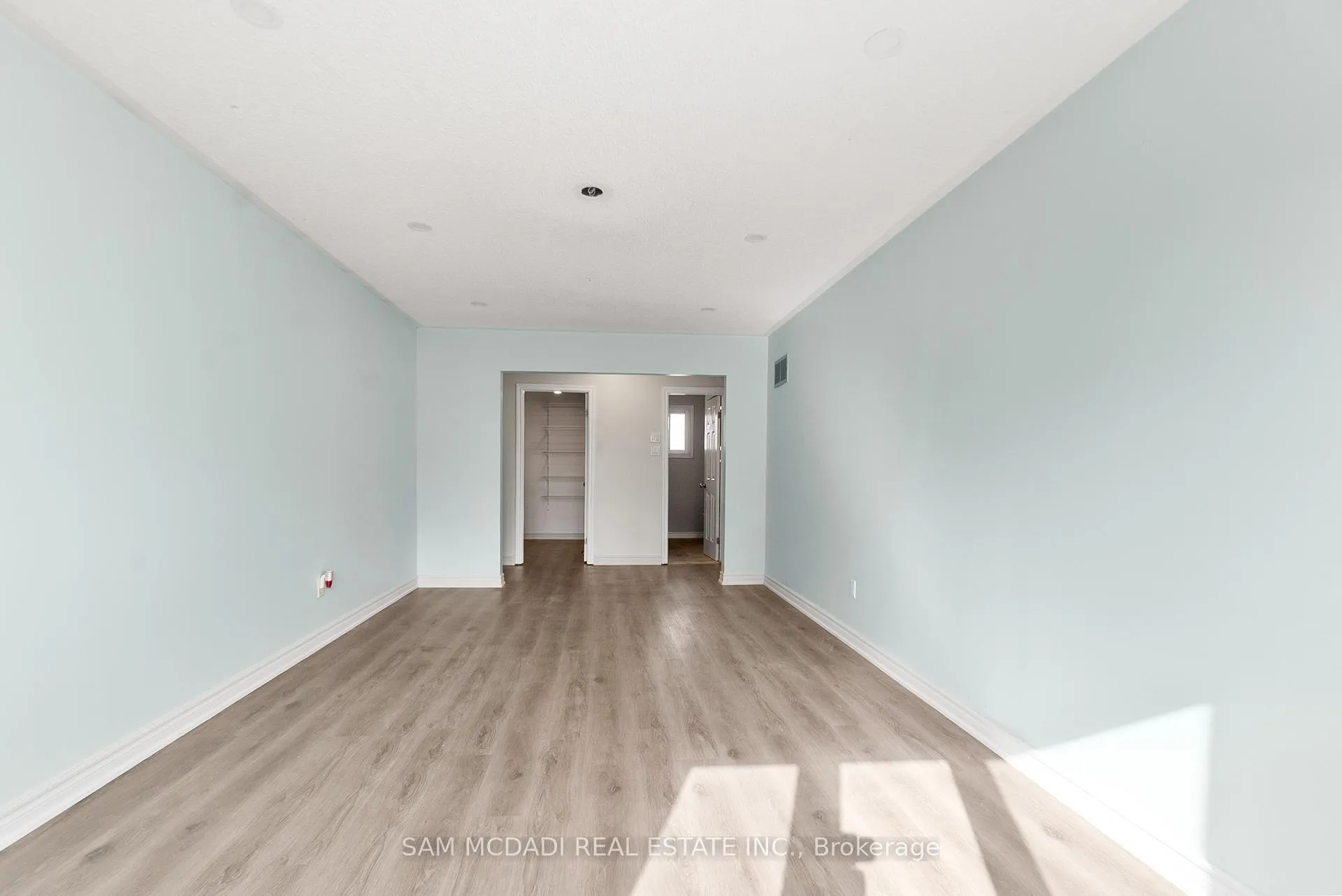 Photo 25 of 149 Sunforest Drive, Brampton, Heart Lake West — HOMEH