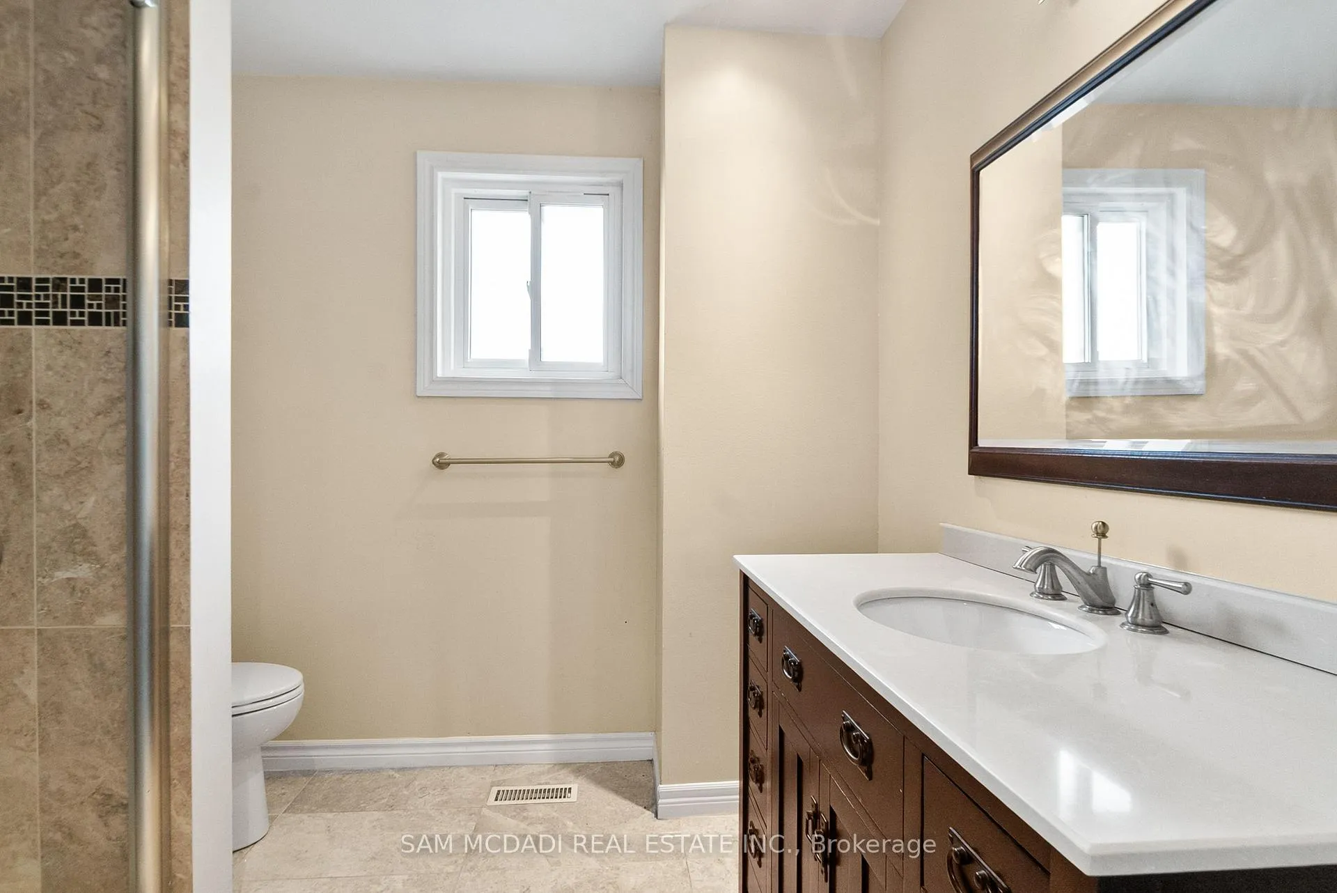 Photo 28 of 149 Sunforest Drive, Brampton, Heart Lake West — HOMEH