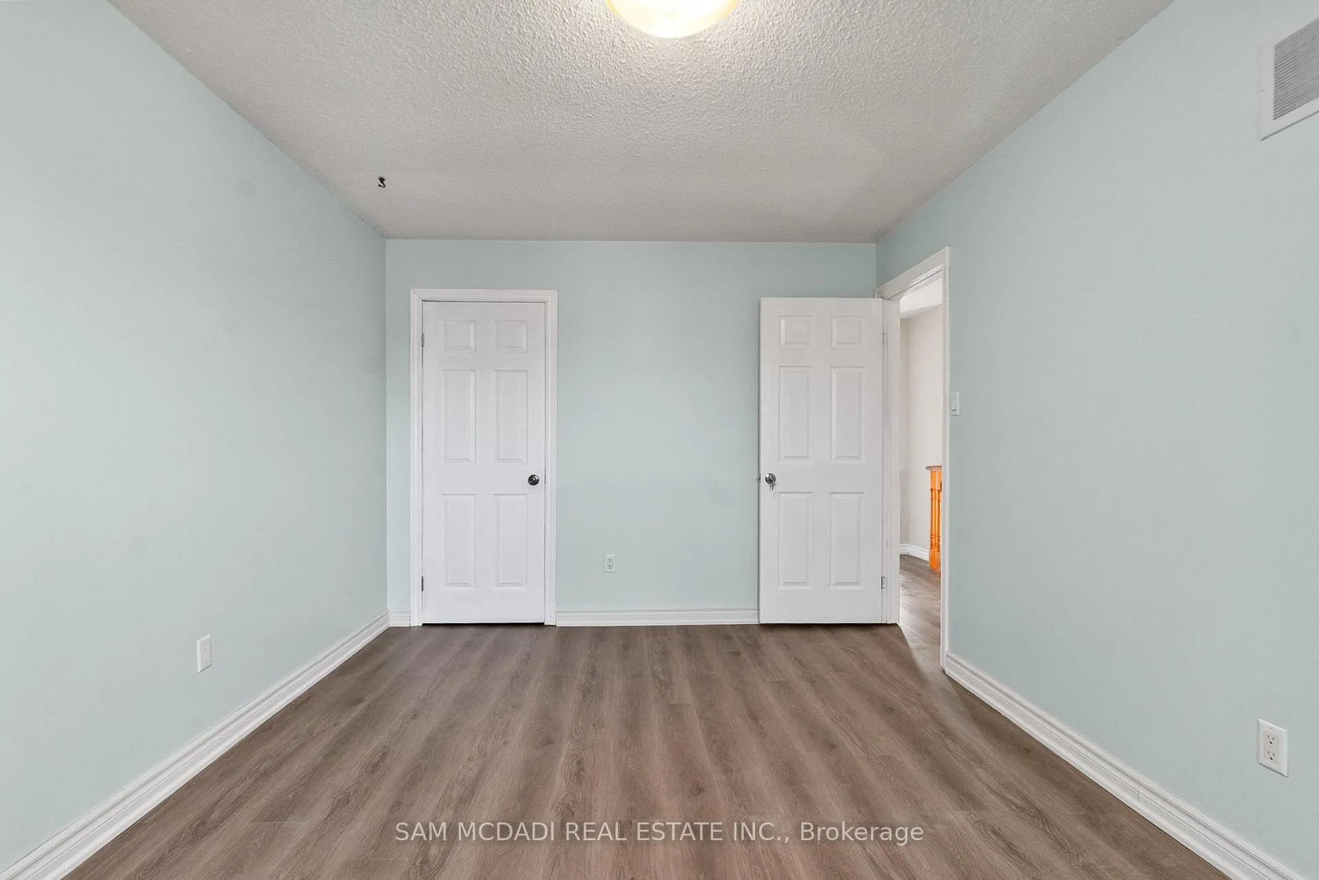 Photo 30 of 149 Sunforest Drive, Brampton, Heart Lake West — HOMEH