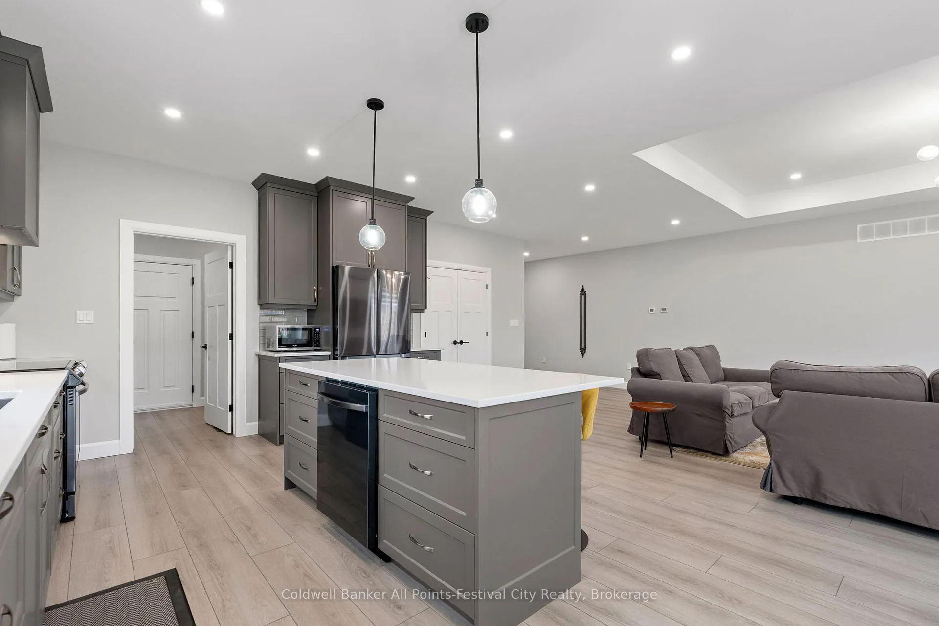 Photo 15 of 467 Warren Street, Goderich, Goderich (Town) — HOMEH