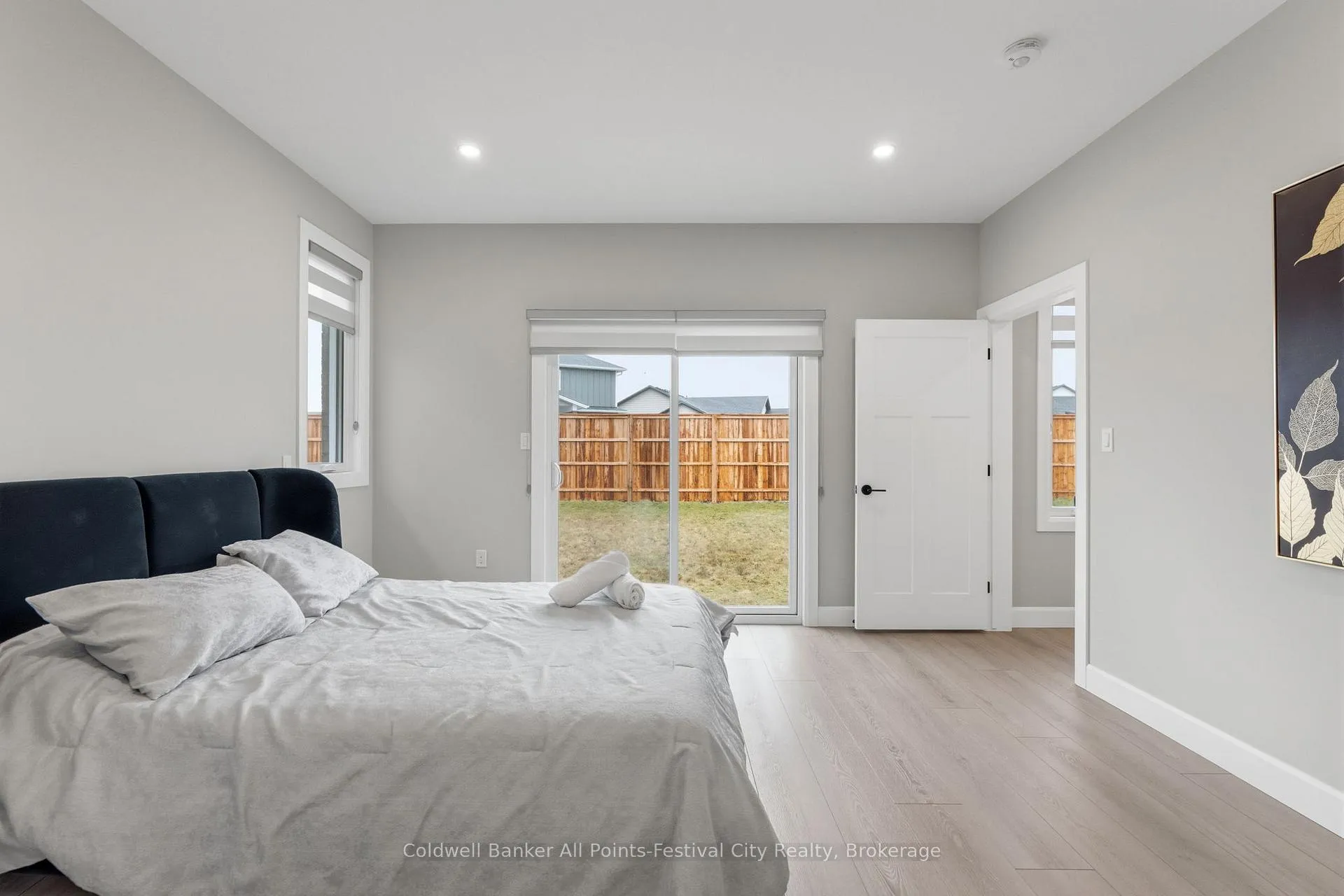 Photo 20 of 467 Warren Street, Goderich, Goderich (Town) — HOMEH