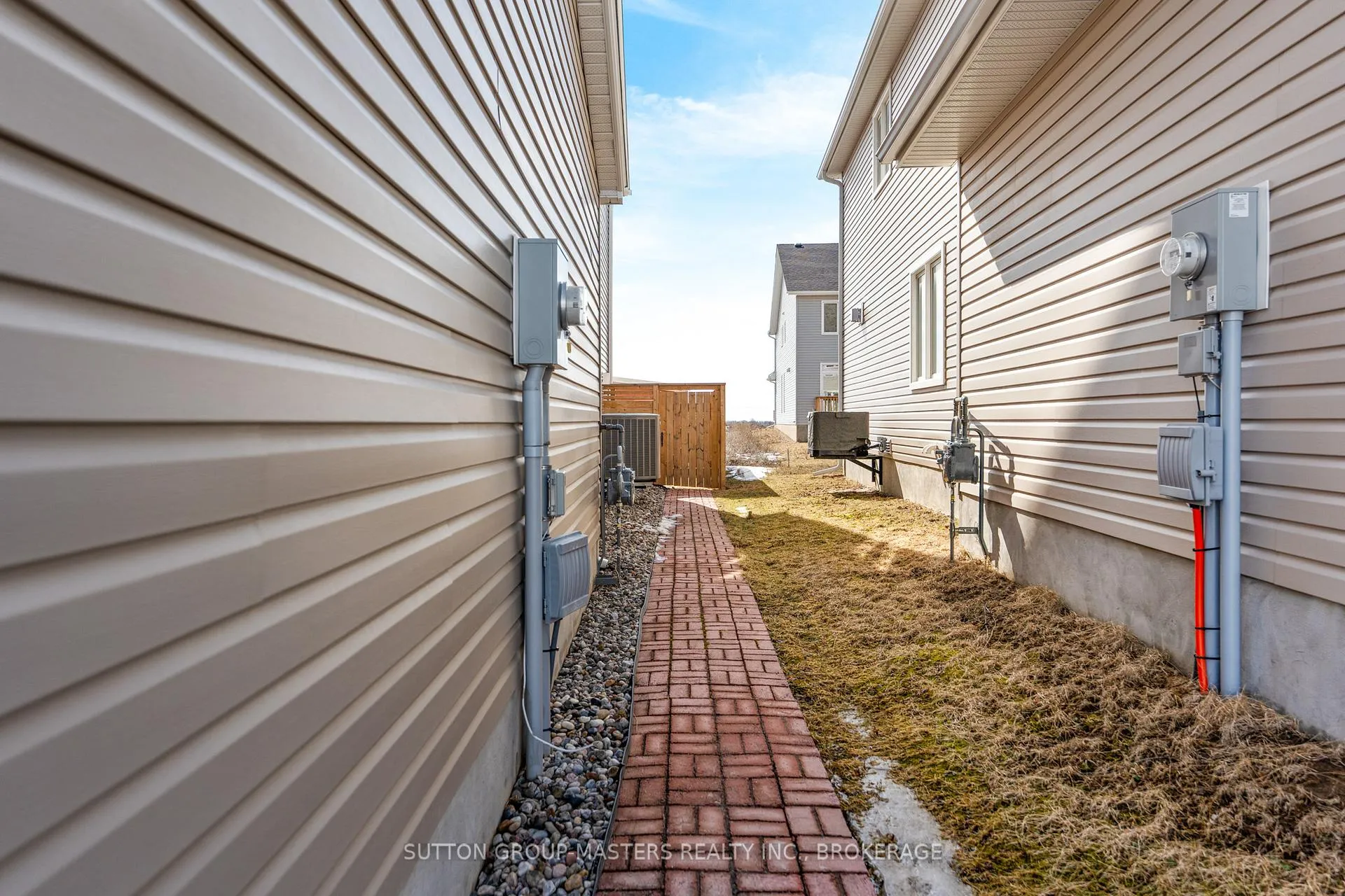 Photo 46 of 1253 Wheathill Street, Kingston, East Gardiners Rd — HOMEH