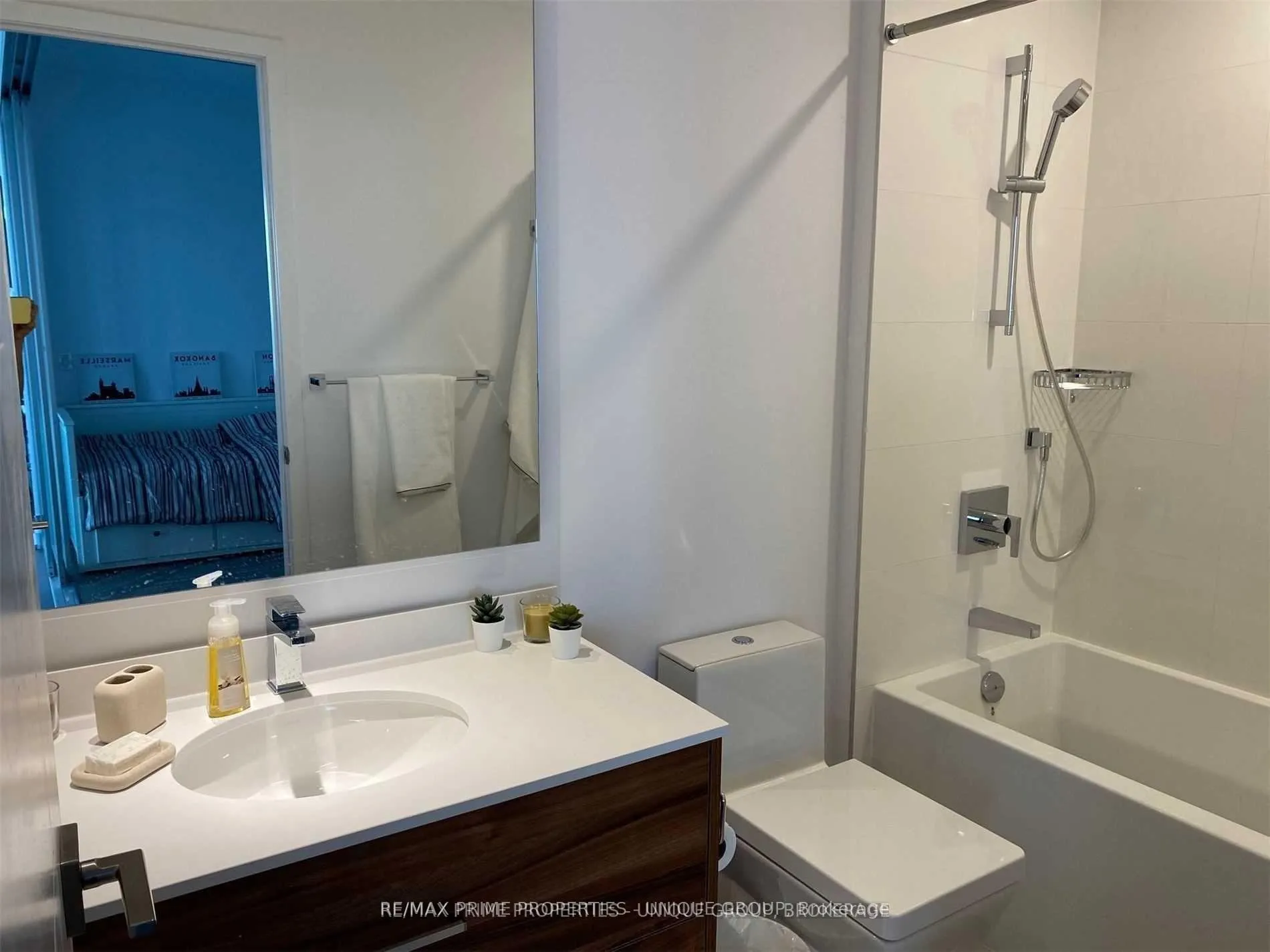 Photo 12 of Unit 2916, 488 University Avenue, Toronto, University — HOMEH