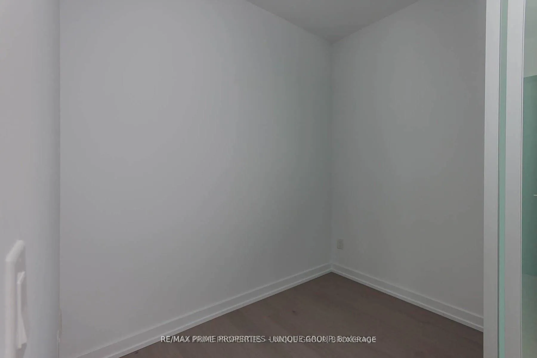 Photo 14 of Unit 2916, 488 University Avenue, Toronto, University — HOMEH