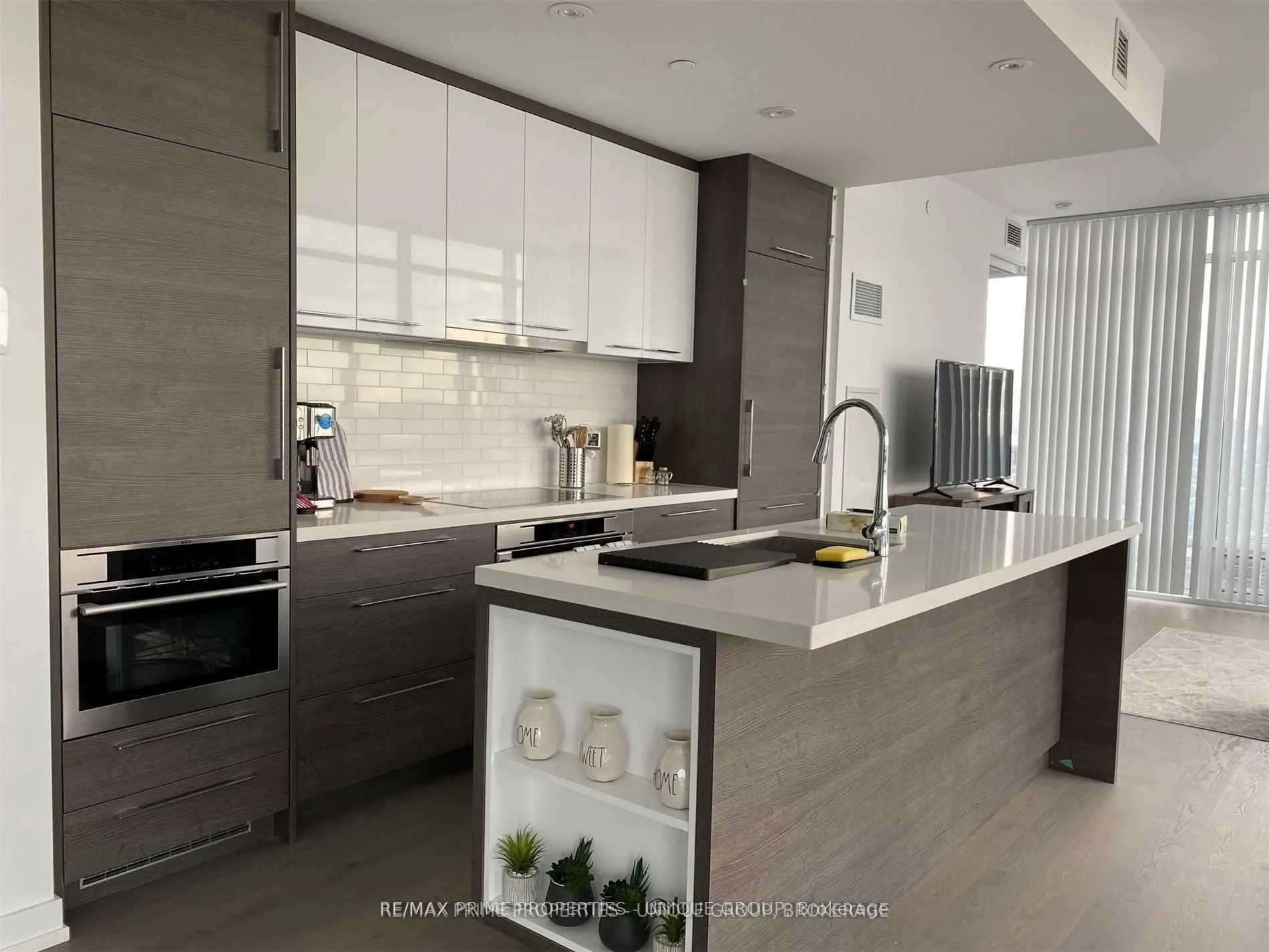 Photo 20 of Unit 2916, 488 University Avenue, Toronto, University — HOMEH