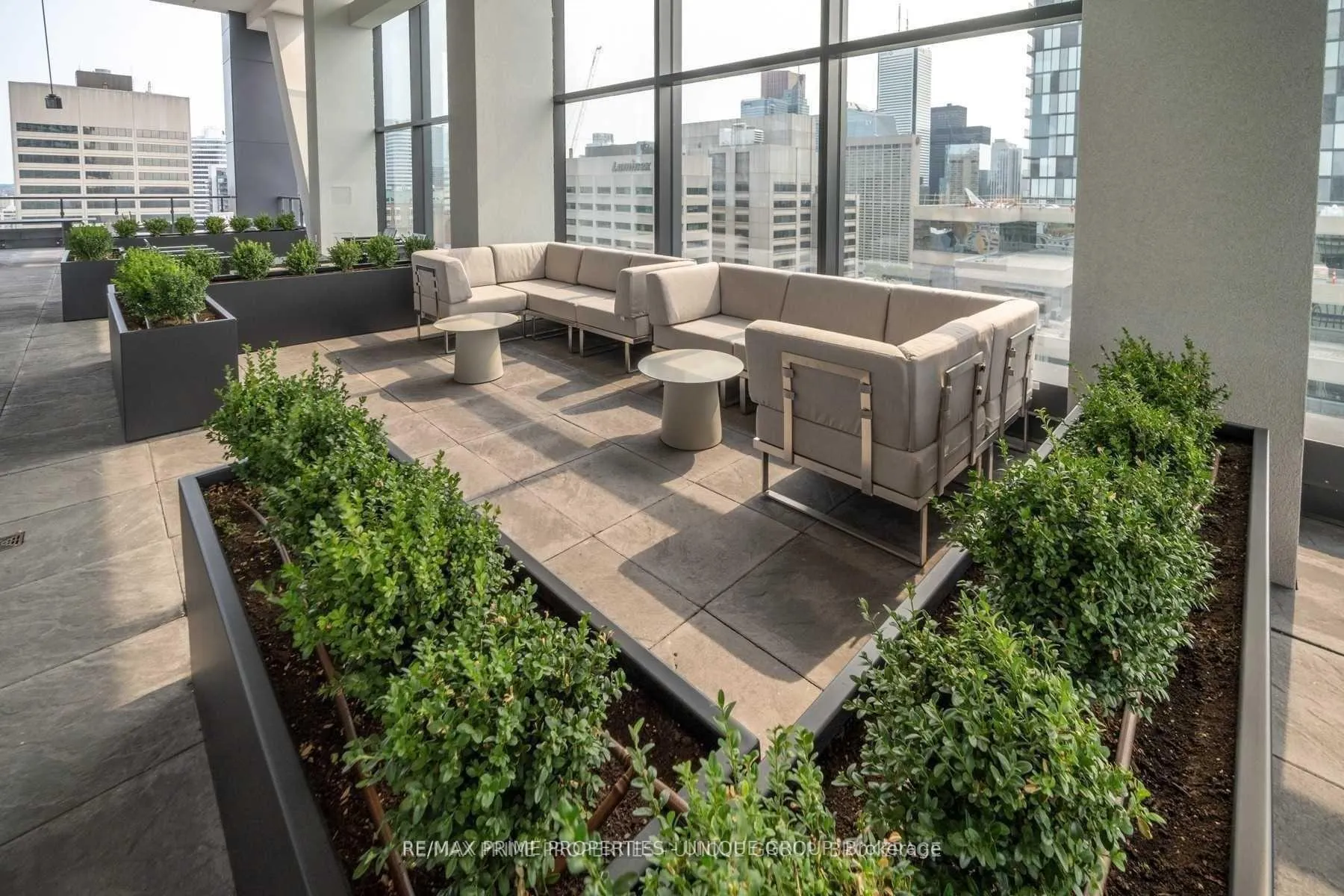 Photo 28 of Unit 2916, 488 University Avenue, Toronto, University — HOMEH