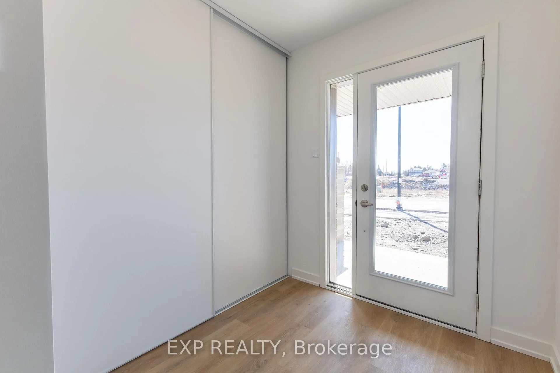 Photo 4 of 1208 Cope Drive, Ottawa, Stittsville (South) — HOMEH
