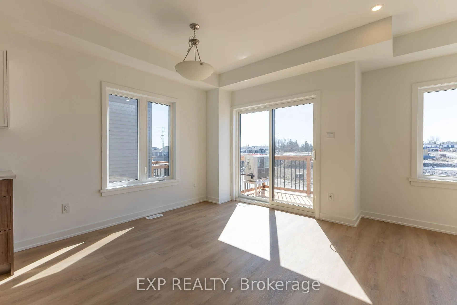 Photo 8 of 1208 Cope Drive, Ottawa, Stittsville (South) — HOMEH