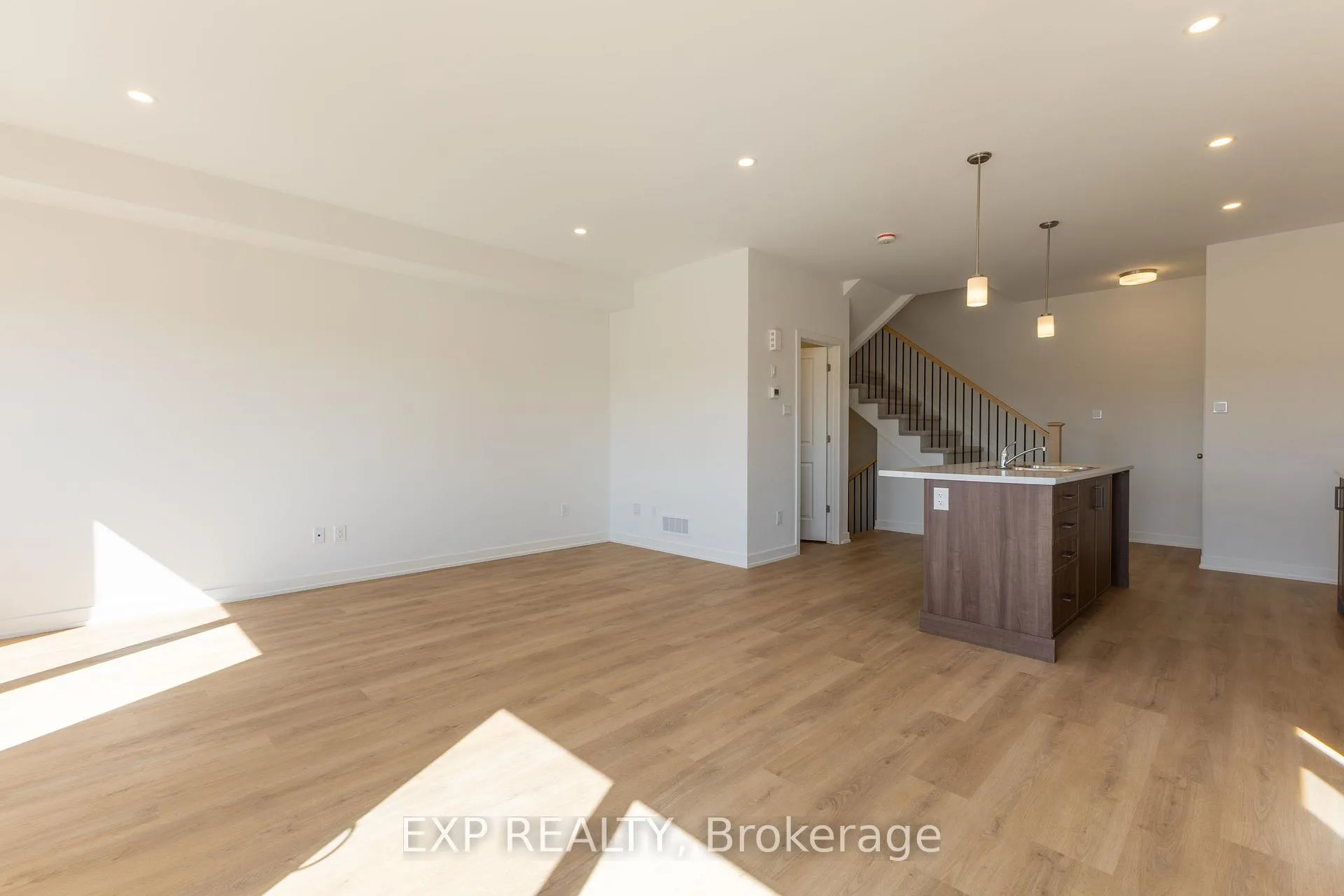 Photo 9 of 1208 Cope Drive, Ottawa, Stittsville (South) — HOMEH