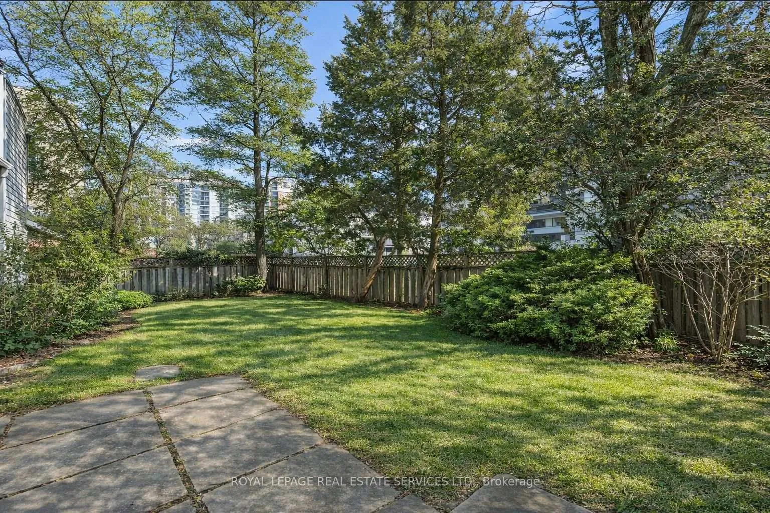Photo 34 of Unit 22, 2299 Marine Drive, Oakville, Bronte — HOMEH