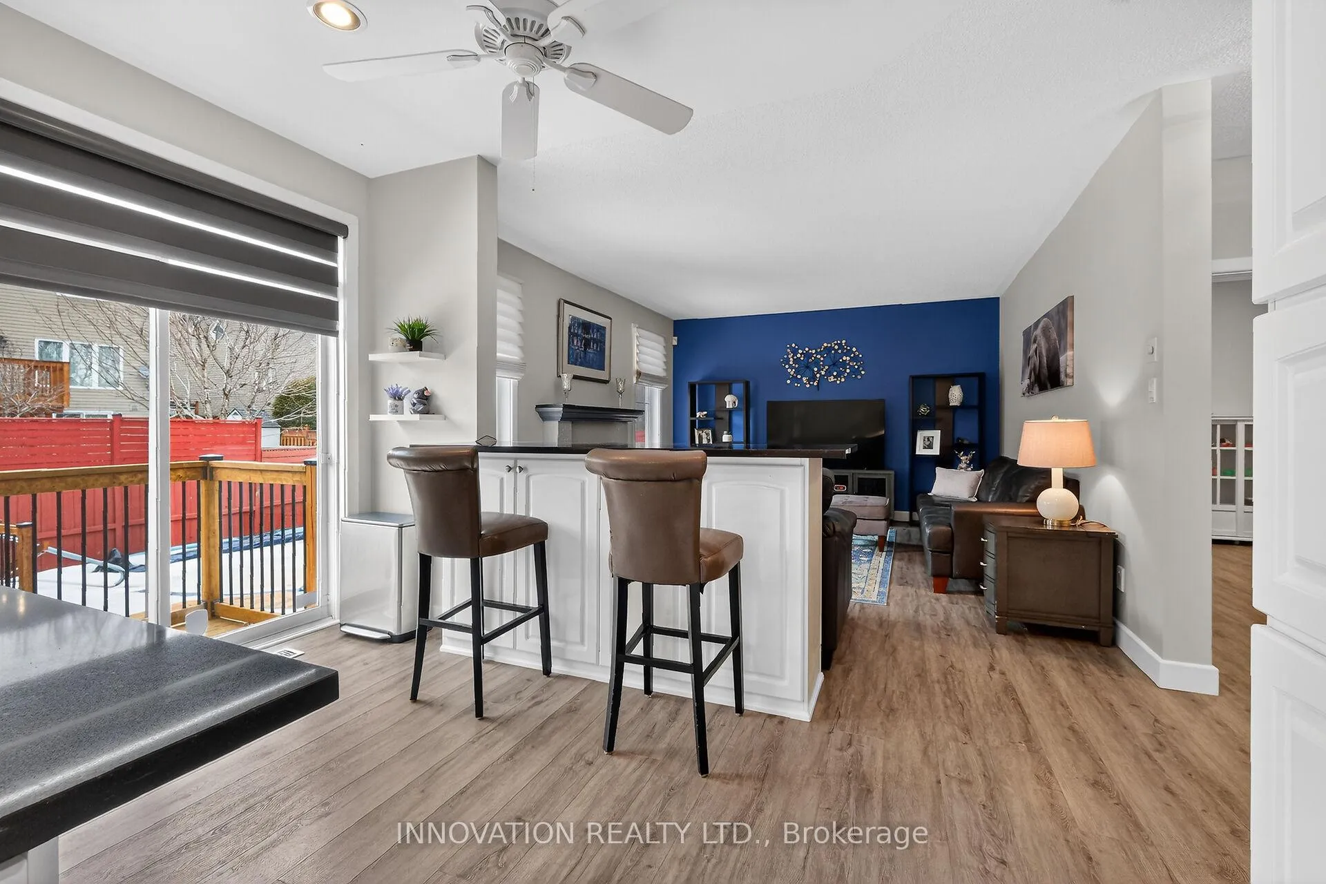 Photo 7 of 59 Farmfield Crescent, Ottawa, Kanata - Emerald Meadows/Trailwest — HOMEH