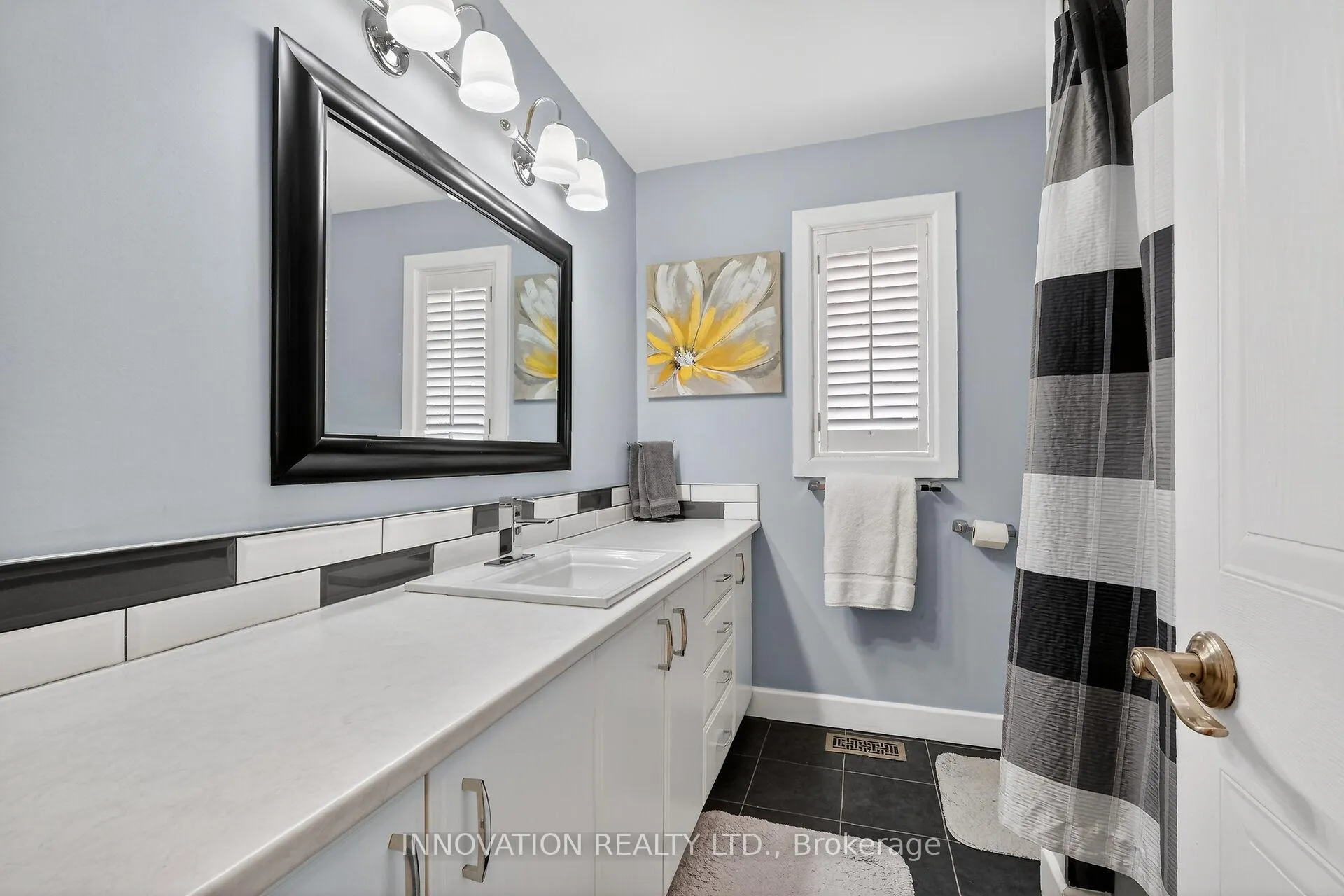 Photo 21 of 59 Farmfield Crescent, Ottawa, Kanata - Emerald Meadows/Trailwest — HOMEH