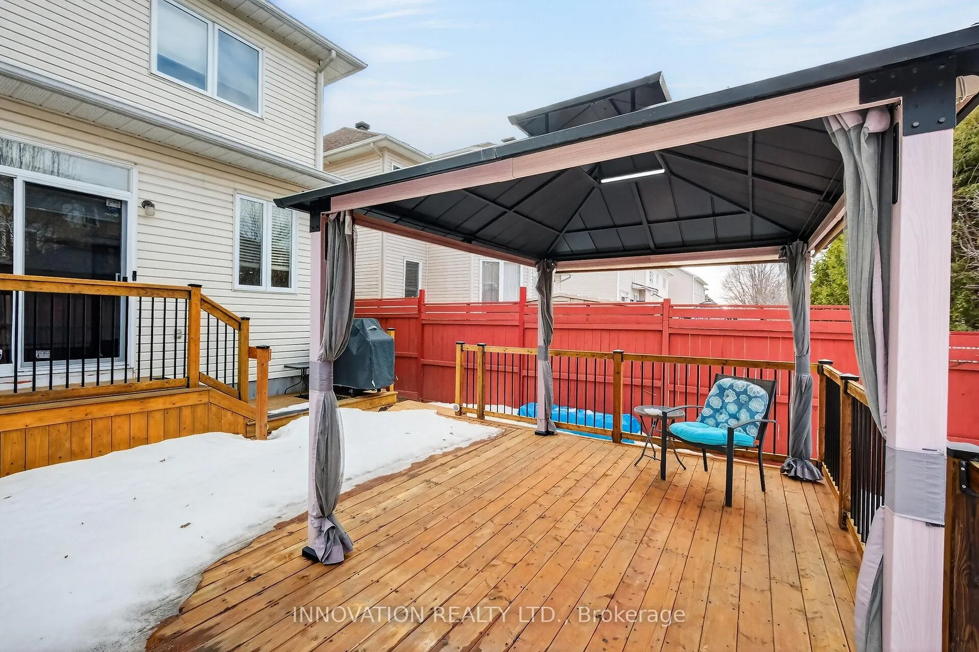 Photo 32 of 59 Farmfield Crescent, Ottawa, Kanata - Emerald Meadows/Trailwest — HOMEH