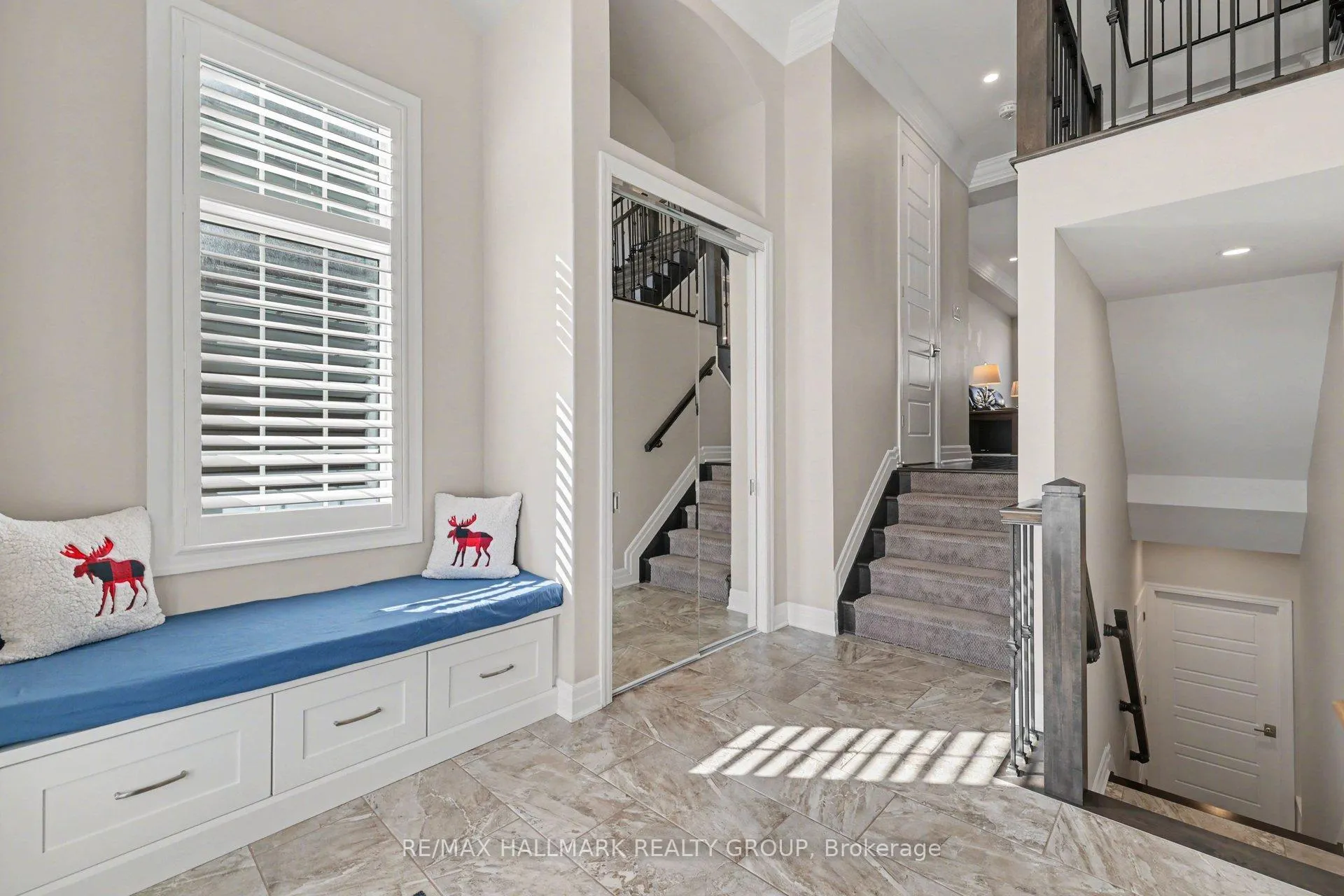 Photo 5 of 125 Solaris Drive E, Ottawa, Kanata - Emerald Meadows/Trailwest — HOMEH