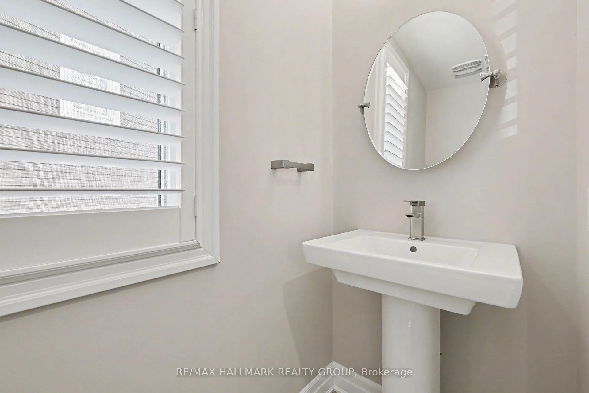 Photo 6 of 125 Solaris Drive E, Ottawa, Kanata - Emerald Meadows/Trailwest — HOMEH