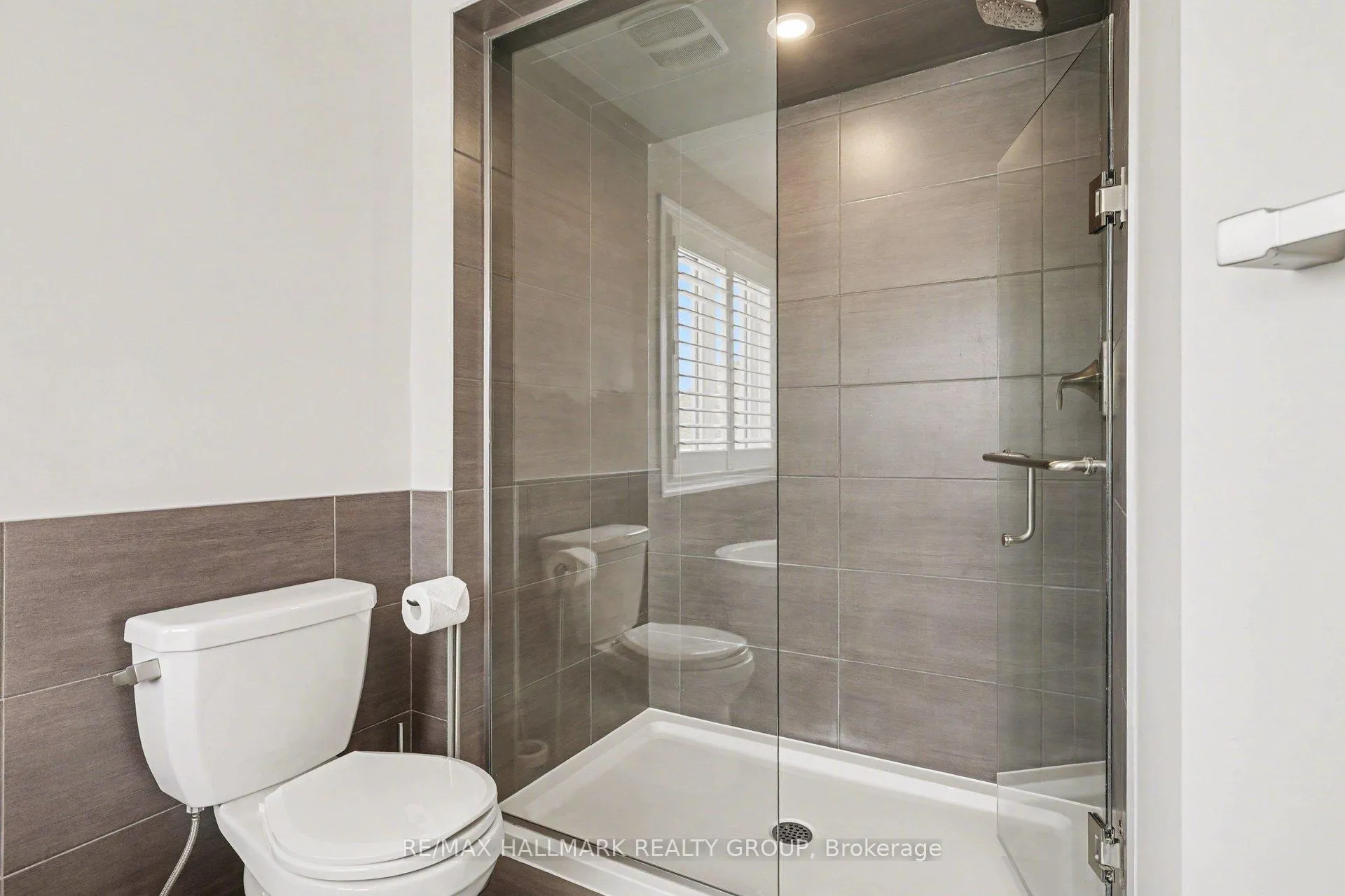 Photo 28 of 125 Solaris Drive E, Ottawa, Kanata - Emerald Meadows/Trailwest — HOMEH