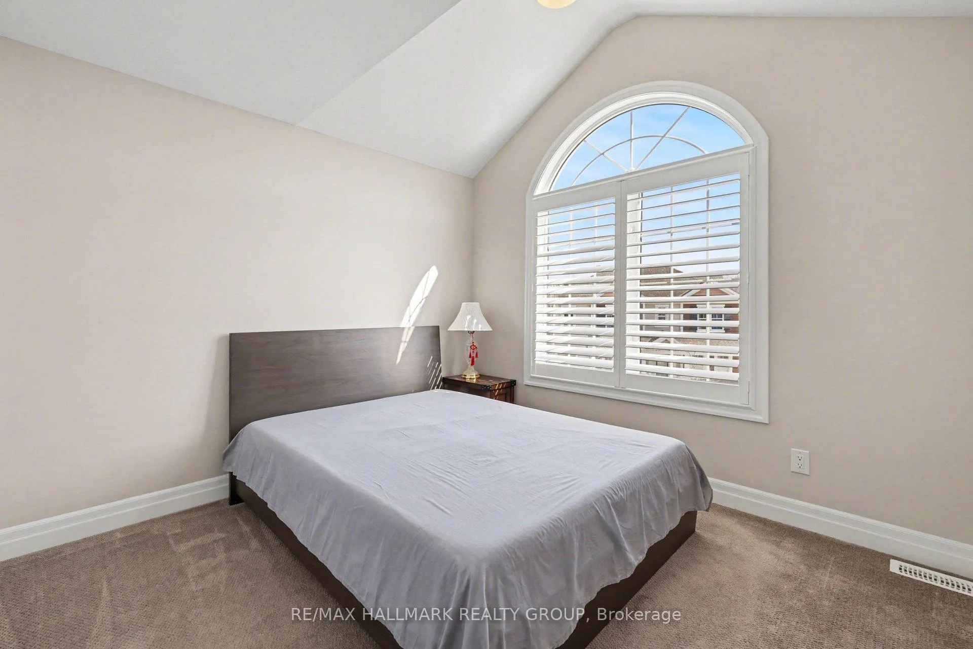 Photo 30 of 125 Solaris Drive E, Ottawa, Kanata - Emerald Meadows/Trailwest — HOMEH