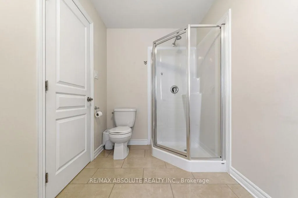 Photo 10 of 39 Bellwood Drive, Arnprior — HOMEH