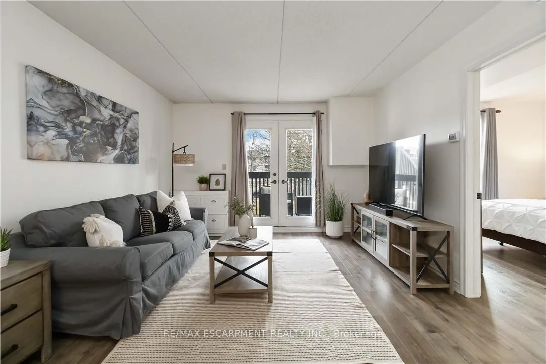 Photo 8 of Unit 222, 2030 Cleaver Avenue, Burlington, Headon — HOMEH
