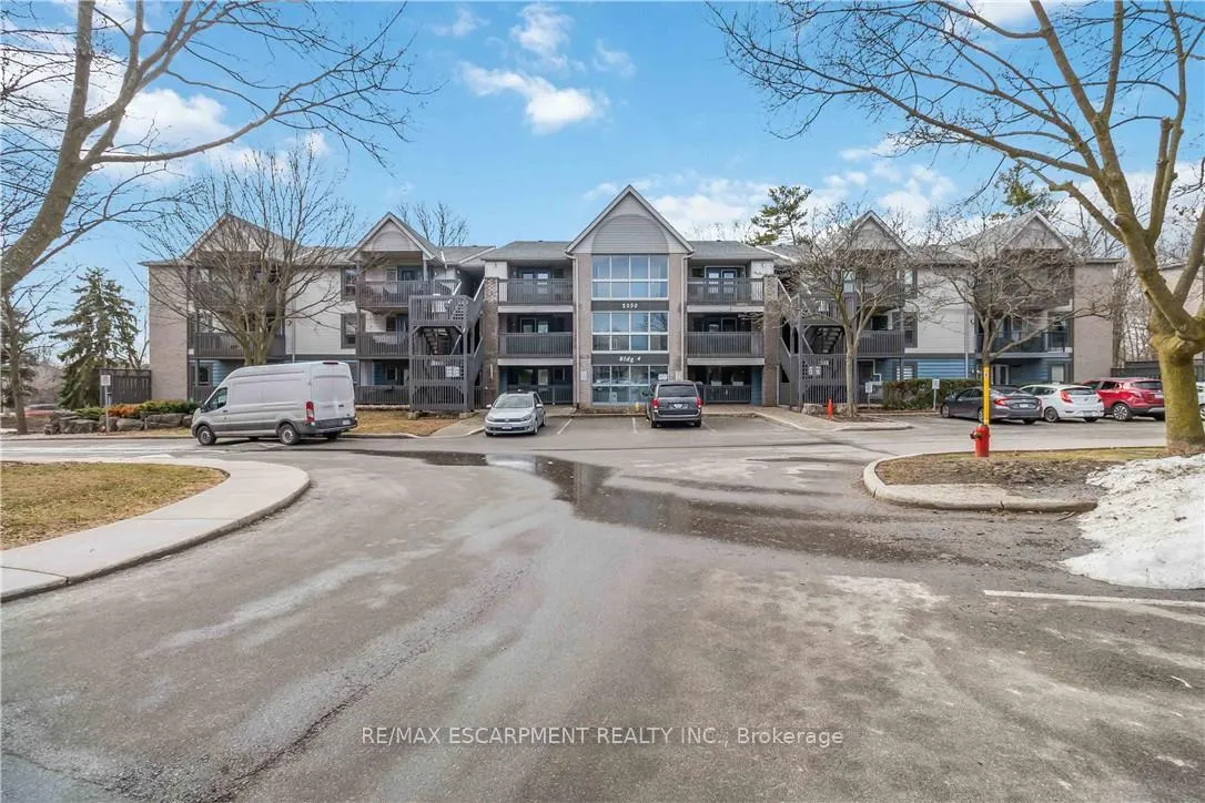 Photo 23 of Unit 222, 2030 Cleaver Avenue, Burlington, Headon — HOMEH