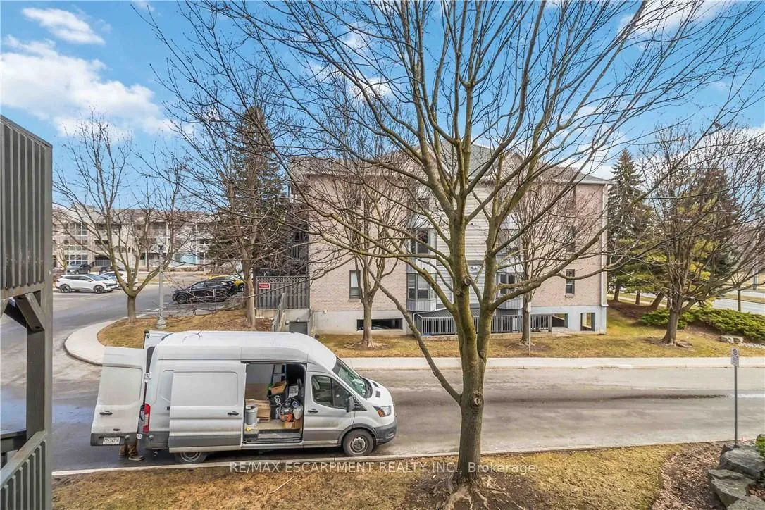 Photo 25 of Unit 222, 2030 Cleaver Avenue, Burlington, Headon — HOMEH