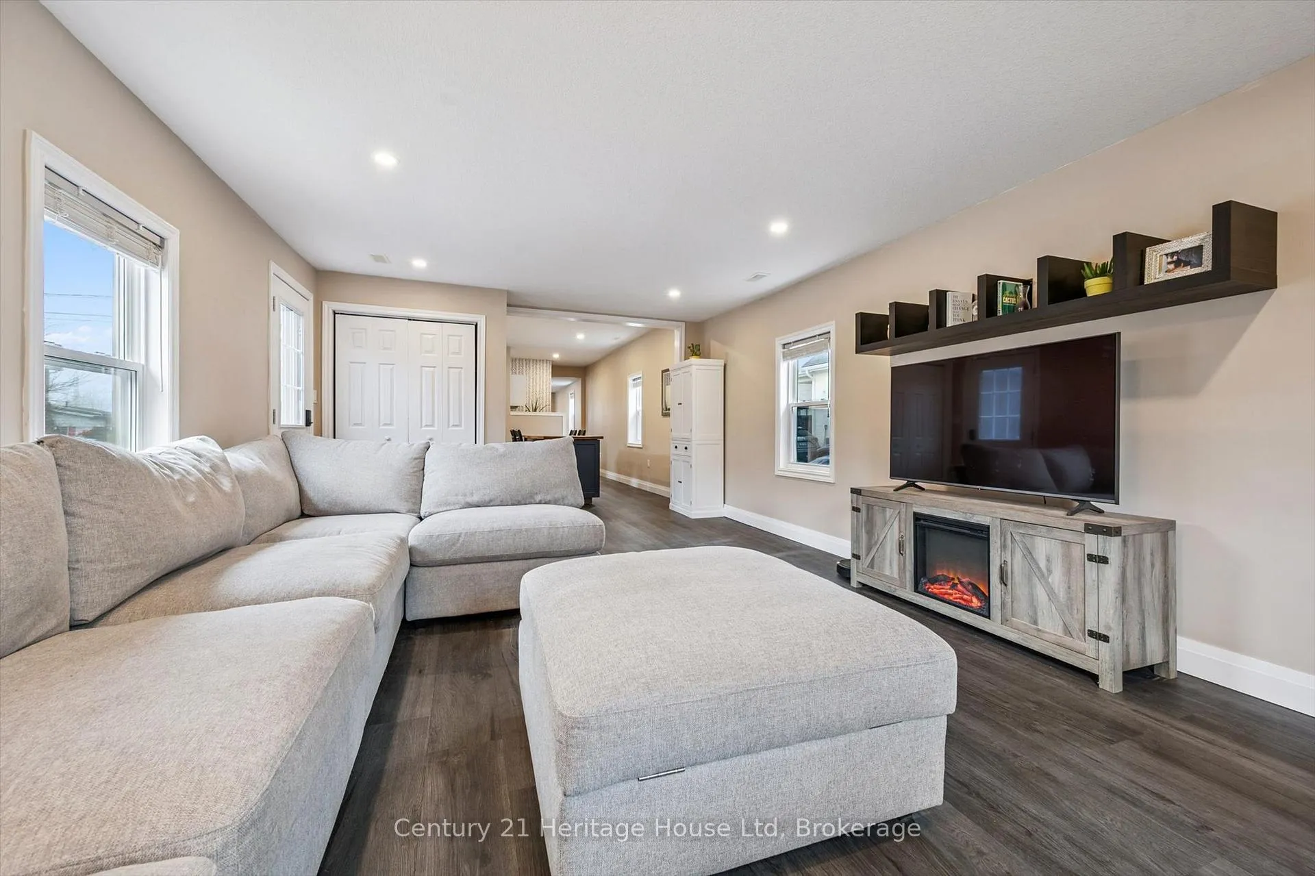 Photo 14 of 16 Hooper Street, Guelph, St. Patrick's Ward — HOMEH