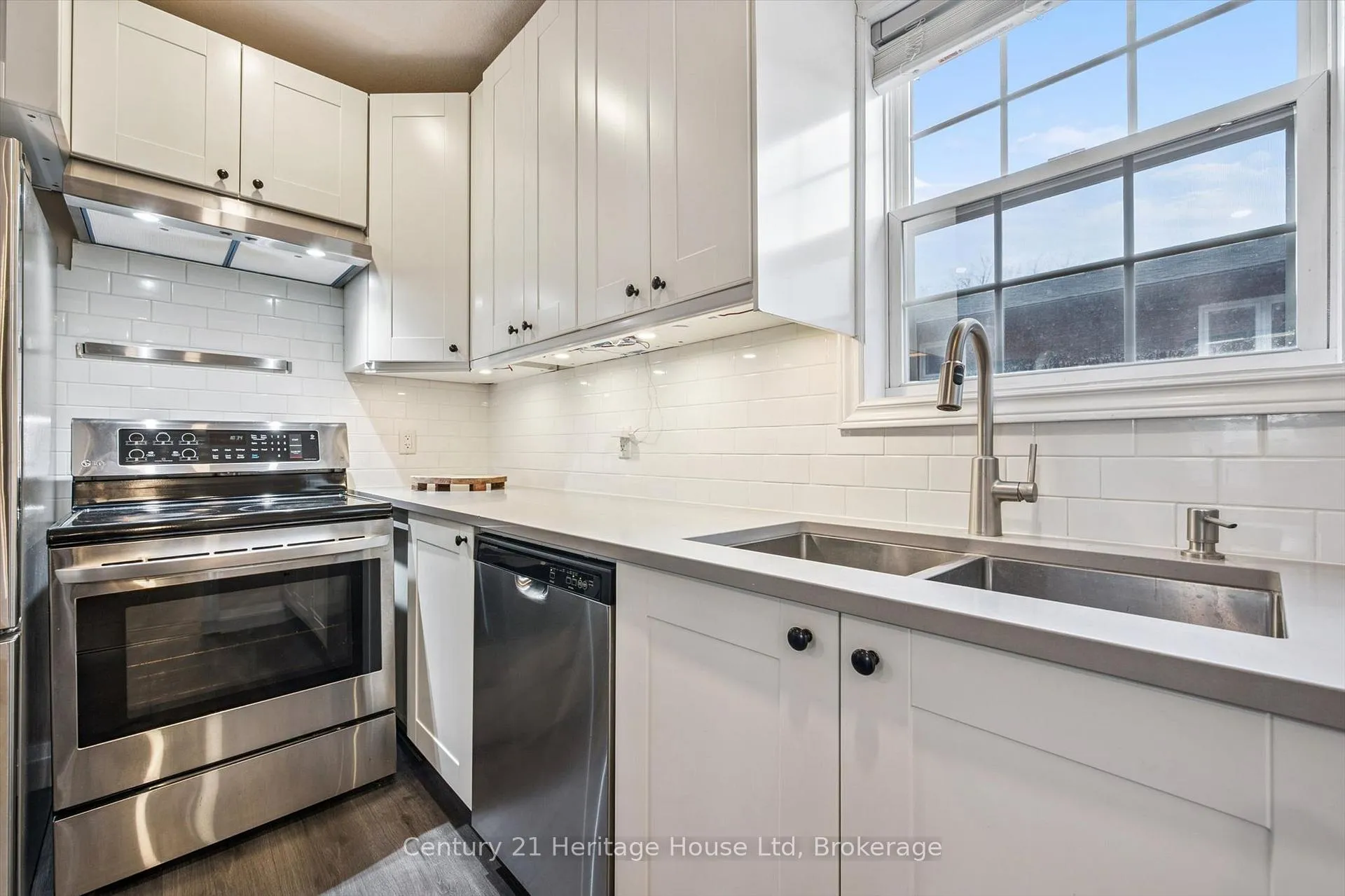 Photo 21 of 16 Hooper Street, Guelph, St. Patrick's Ward — HOMEH