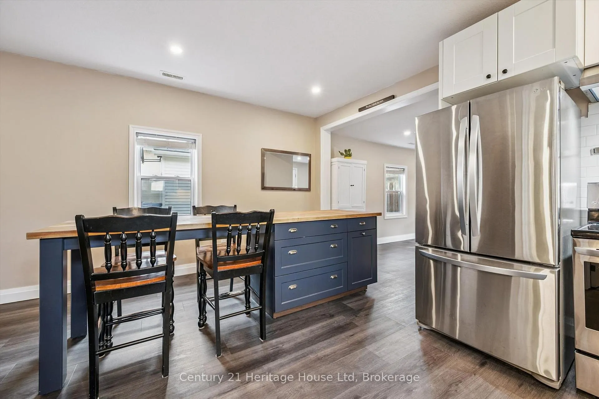 Photo 23 of 16 Hooper Street, Guelph, St. Patrick's Ward — HOMEH