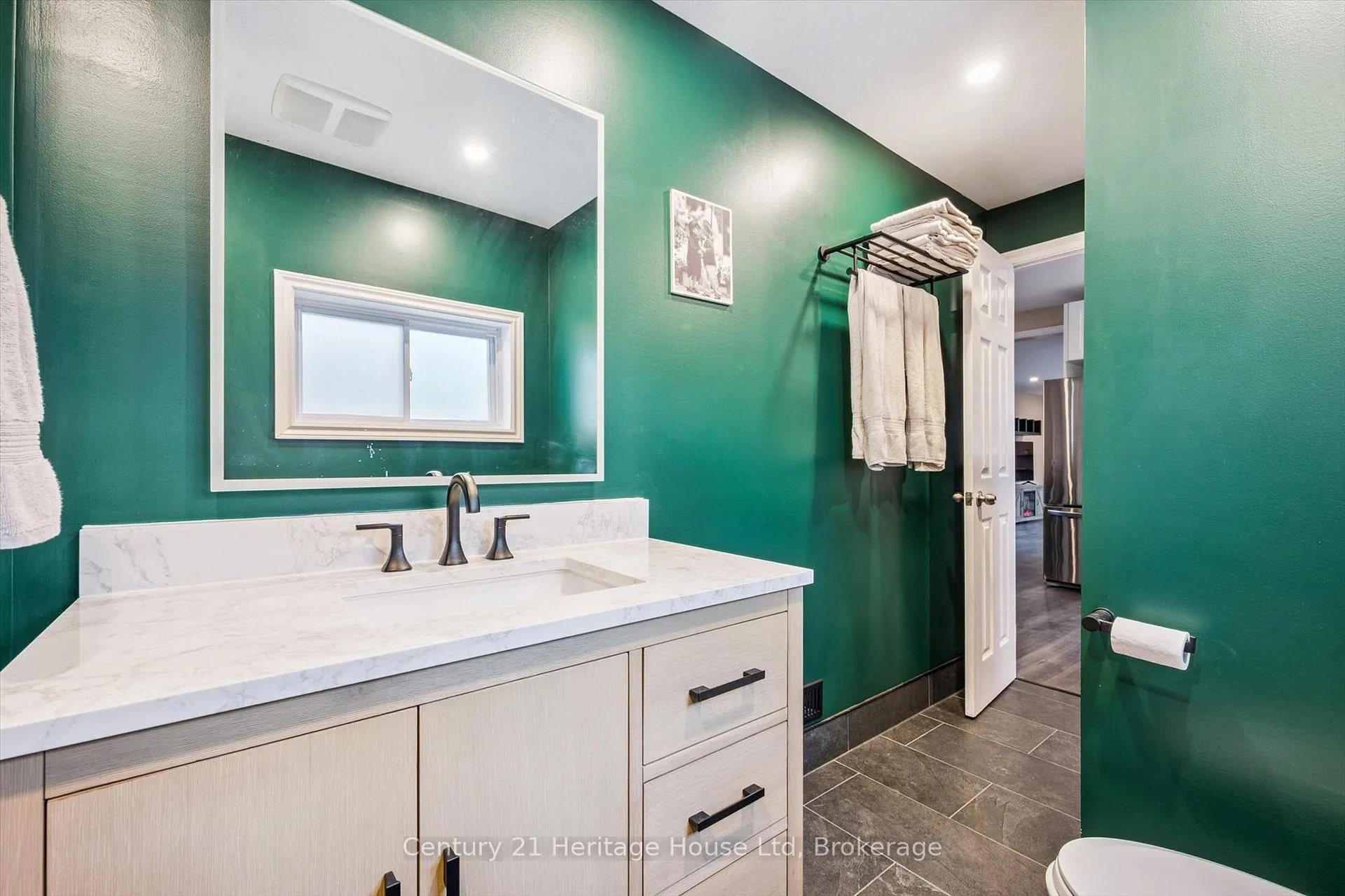 Photo 29 of 16 Hooper Street, Guelph, St. Patrick's Ward — HOMEH
