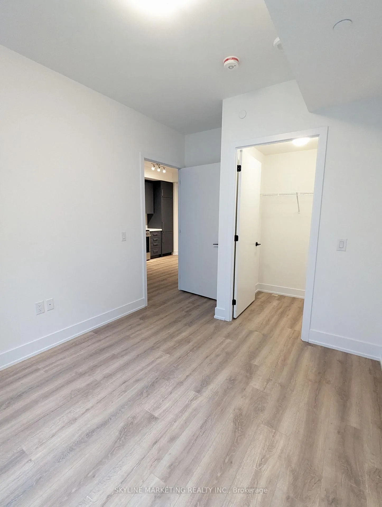 Photo 9 of Unit 326, 2450 Old Bronte Road, Oakville, Westmount — HOMEH