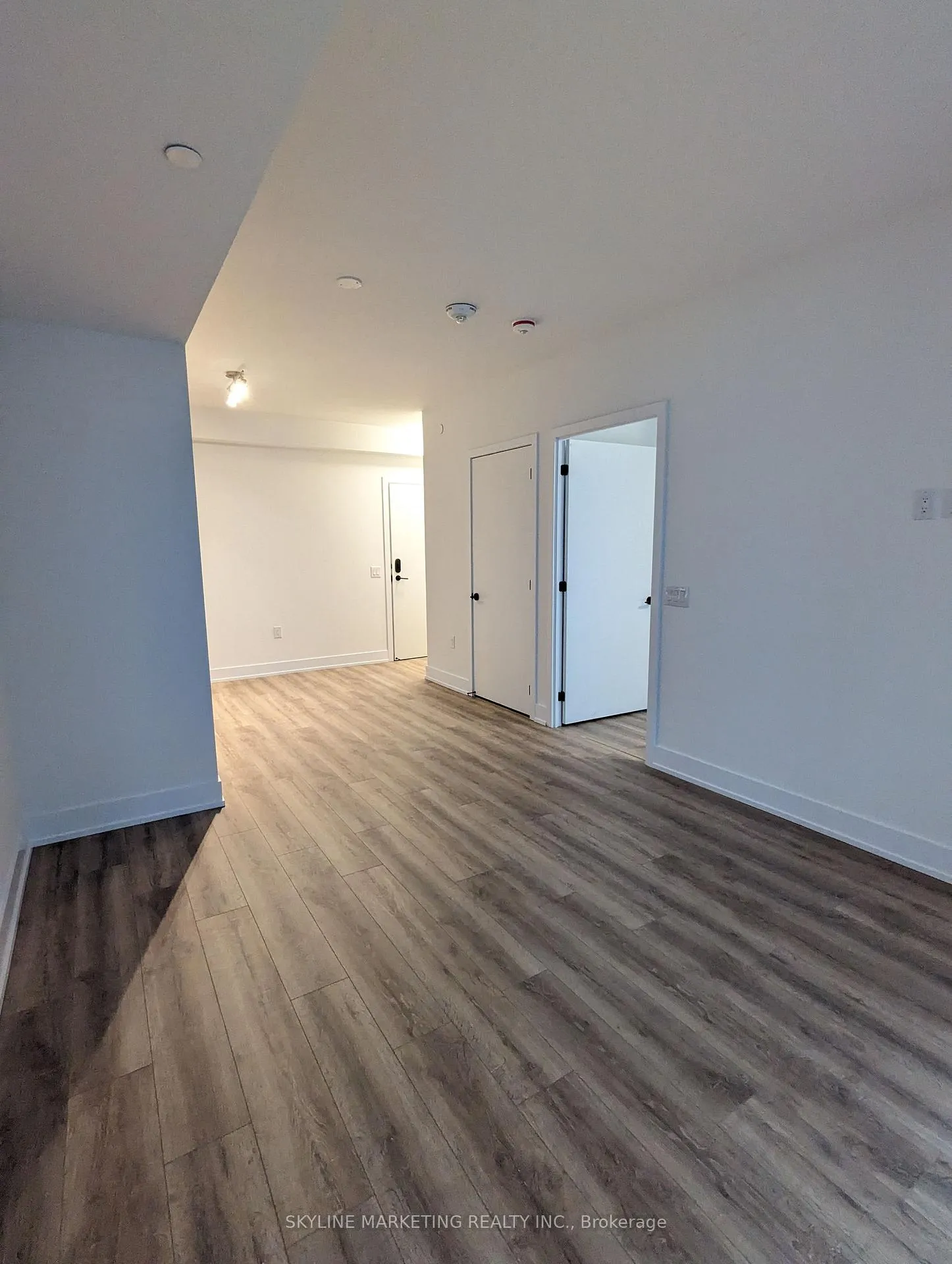 Photo 10 of Unit 326, 2450 Old Bronte Road, Oakville, Westmount — HOMEH