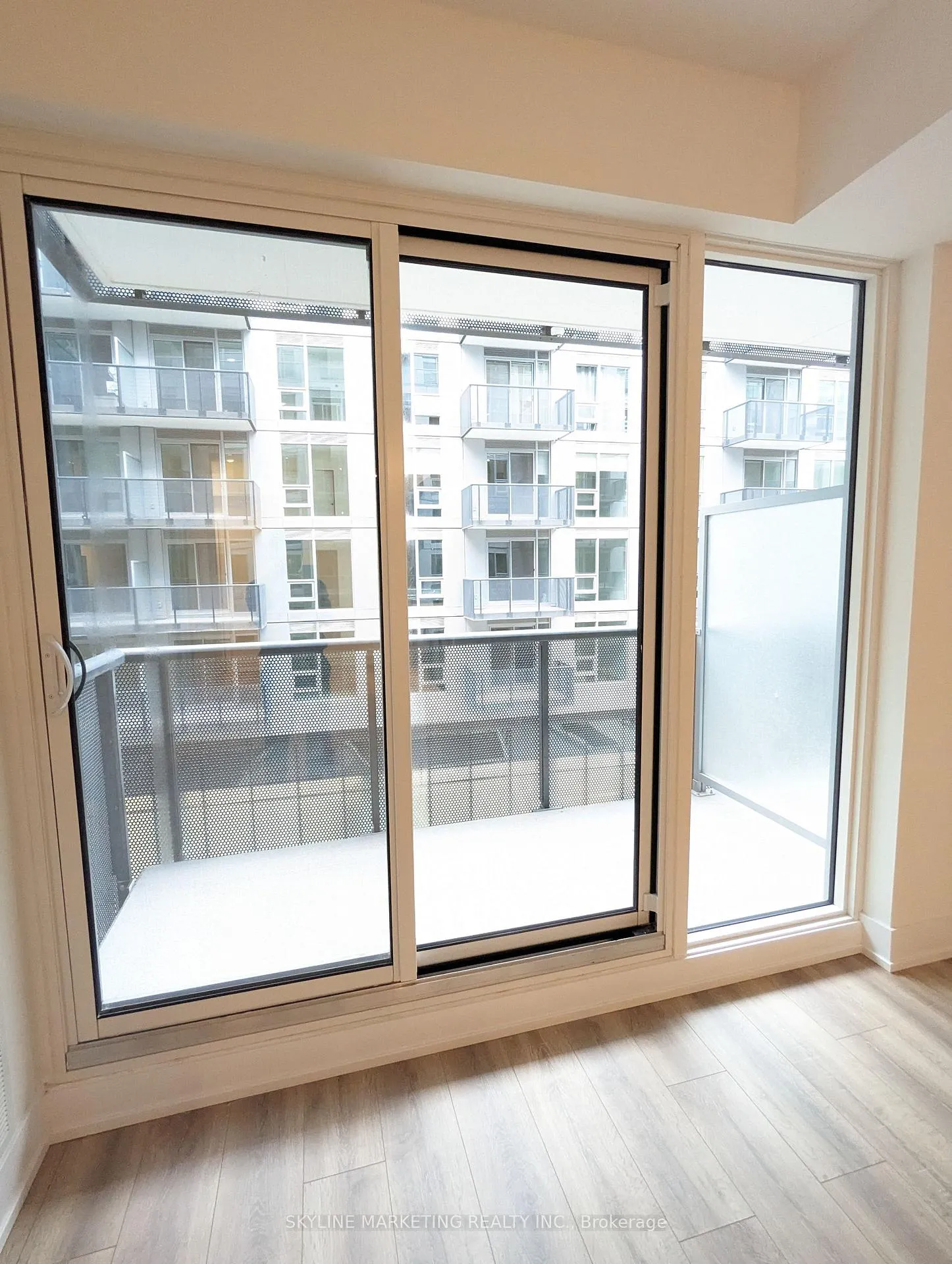 Photo 14 of Unit 326, 2450 Old Bronte Road, Oakville, Westmount — HOMEH