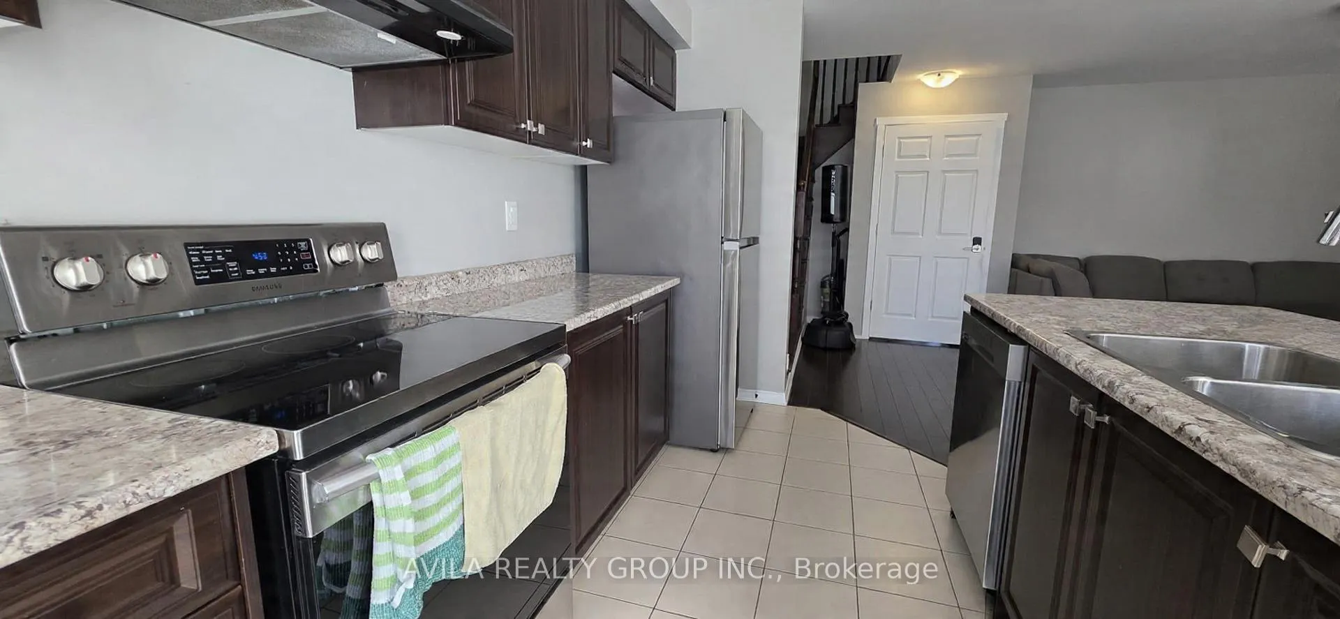 Photo 14 of 205 Thompson Road, Haldimand — HOMEH