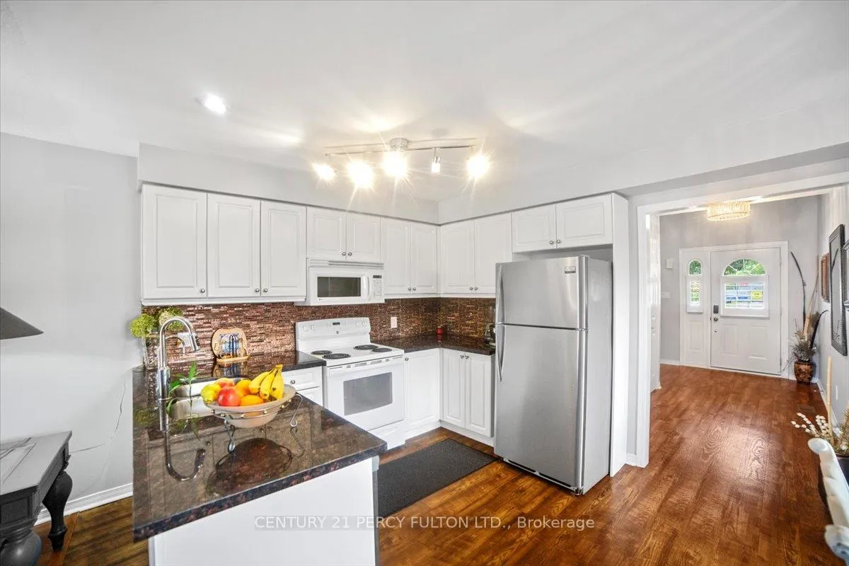 Photo 9 of 1250 Ormond Drive, Oshawa, Samac — HOMEH