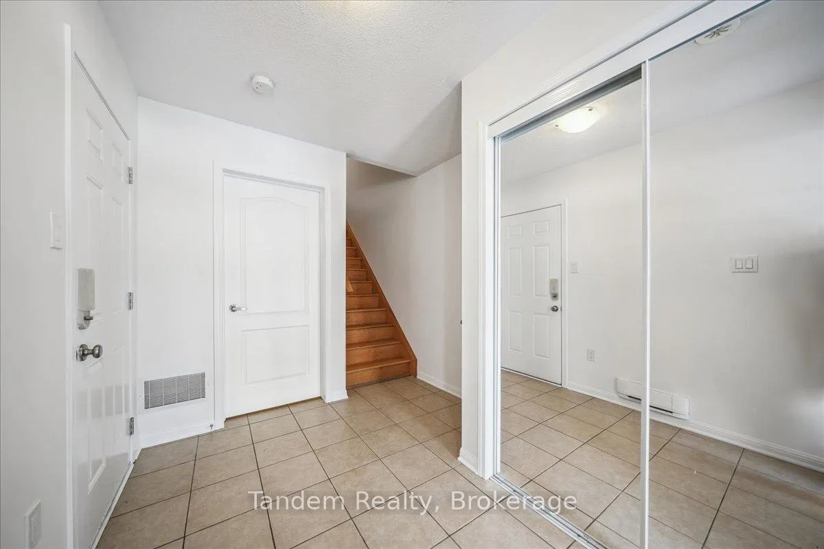 Photo 3 of 605 Attenborough Terrace, Milton, Willmott — HOMEH