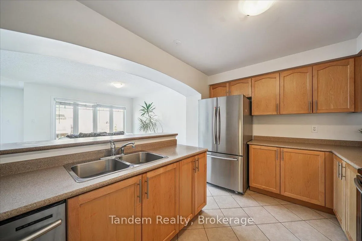 Photo 6 of 605 Attenborough Terrace, Milton, Willmott — HOMEH