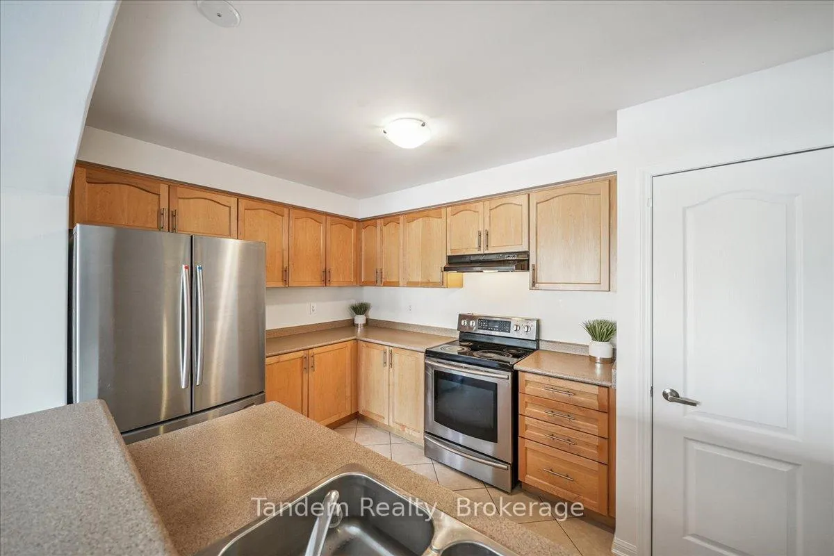Photo 7 of 605 Attenborough Terrace, Milton, Willmott — HOMEH