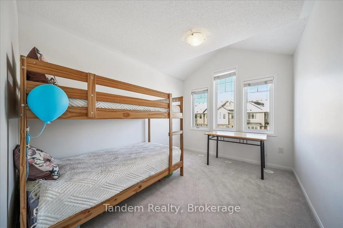 Photo 17 of 605 Attenborough Terrace, Milton, Willmott — HOMEH