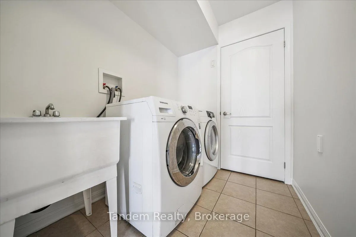 Photo 21 of 605 Attenborough Terrace, Milton, Willmott — HOMEH