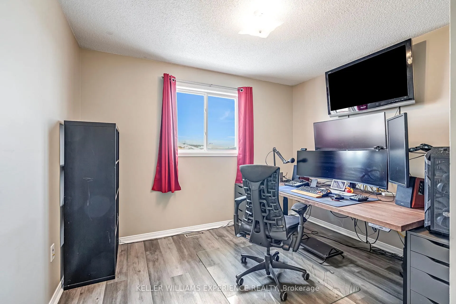 Photo 27 of 28 Coronation Parkway, Barrie, Innis-Shore — HOMEH