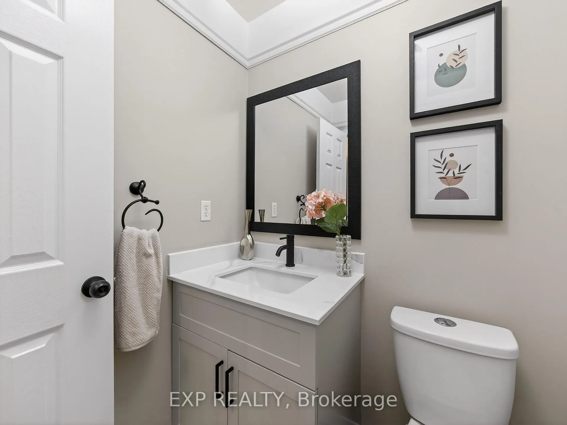 Photo 9 of 5161 Falconcrest Drive, Burlington, Uptown — HOMEH