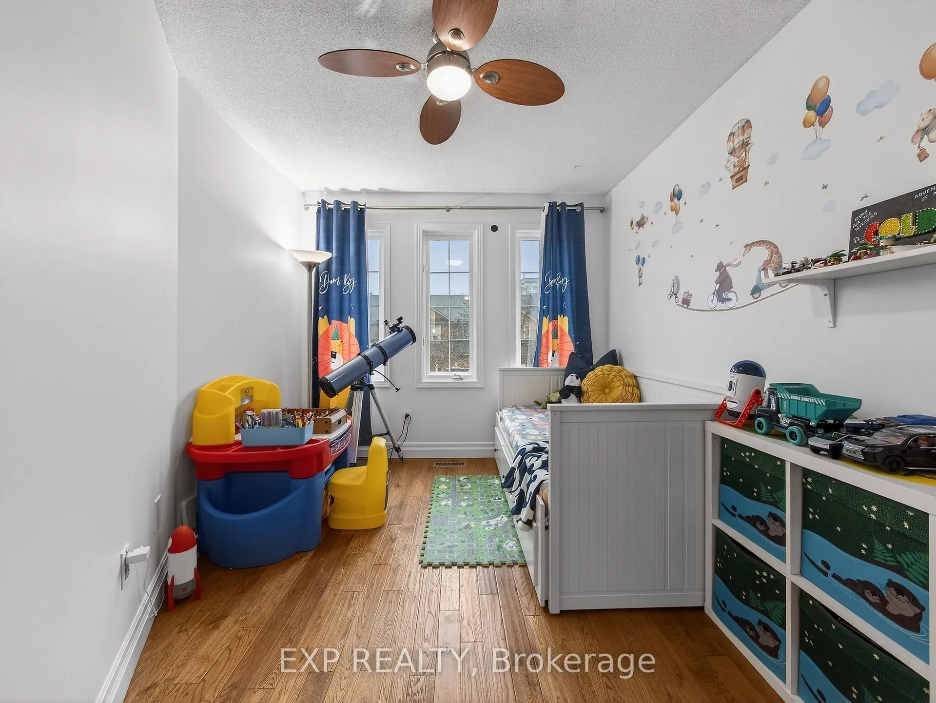 Photo 16 of 5161 Falconcrest Drive, Burlington, Uptown — HOMEH