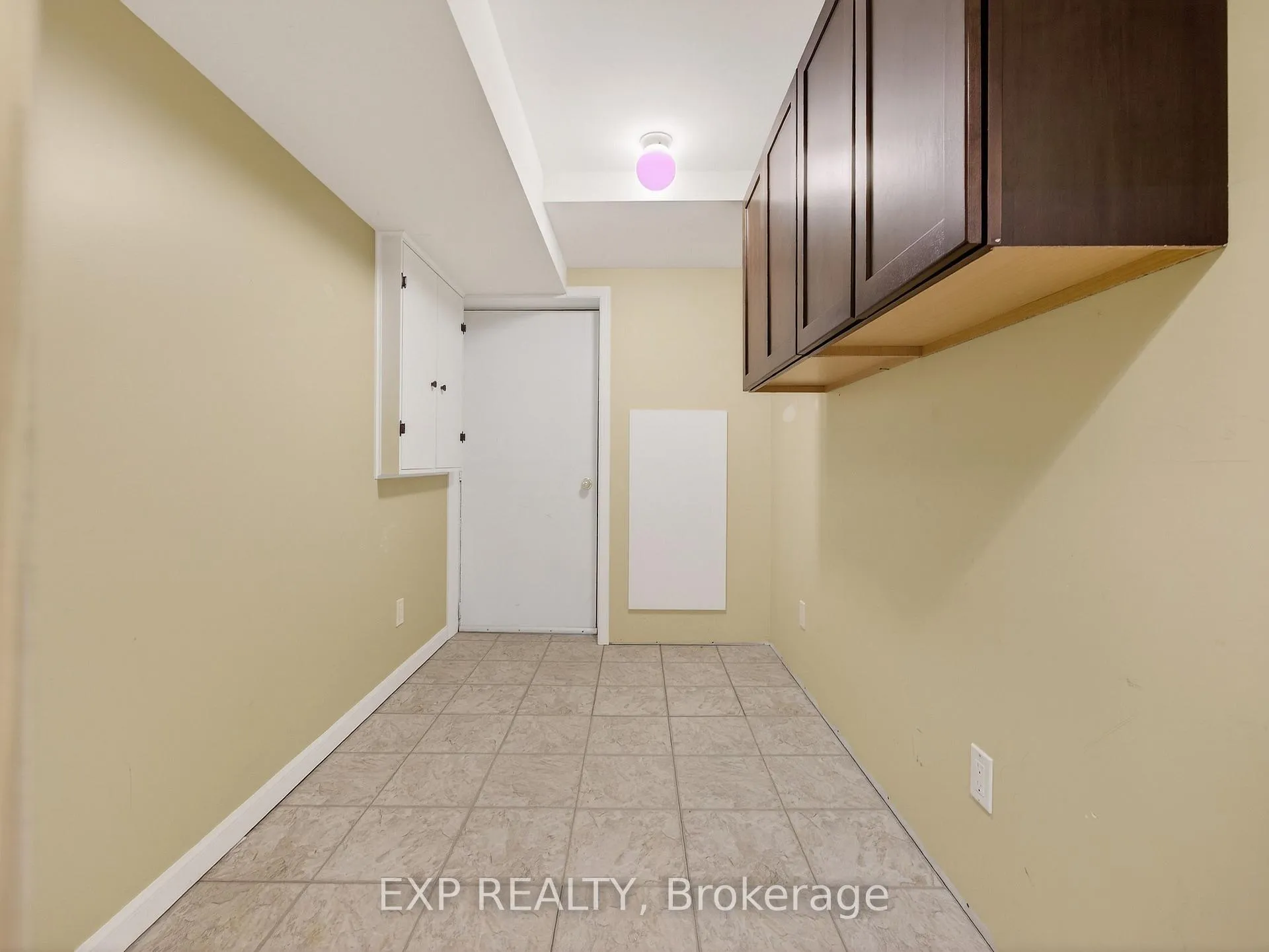 Photo 22 of 5161 Falconcrest Drive, Burlington, Uptown — HOMEH