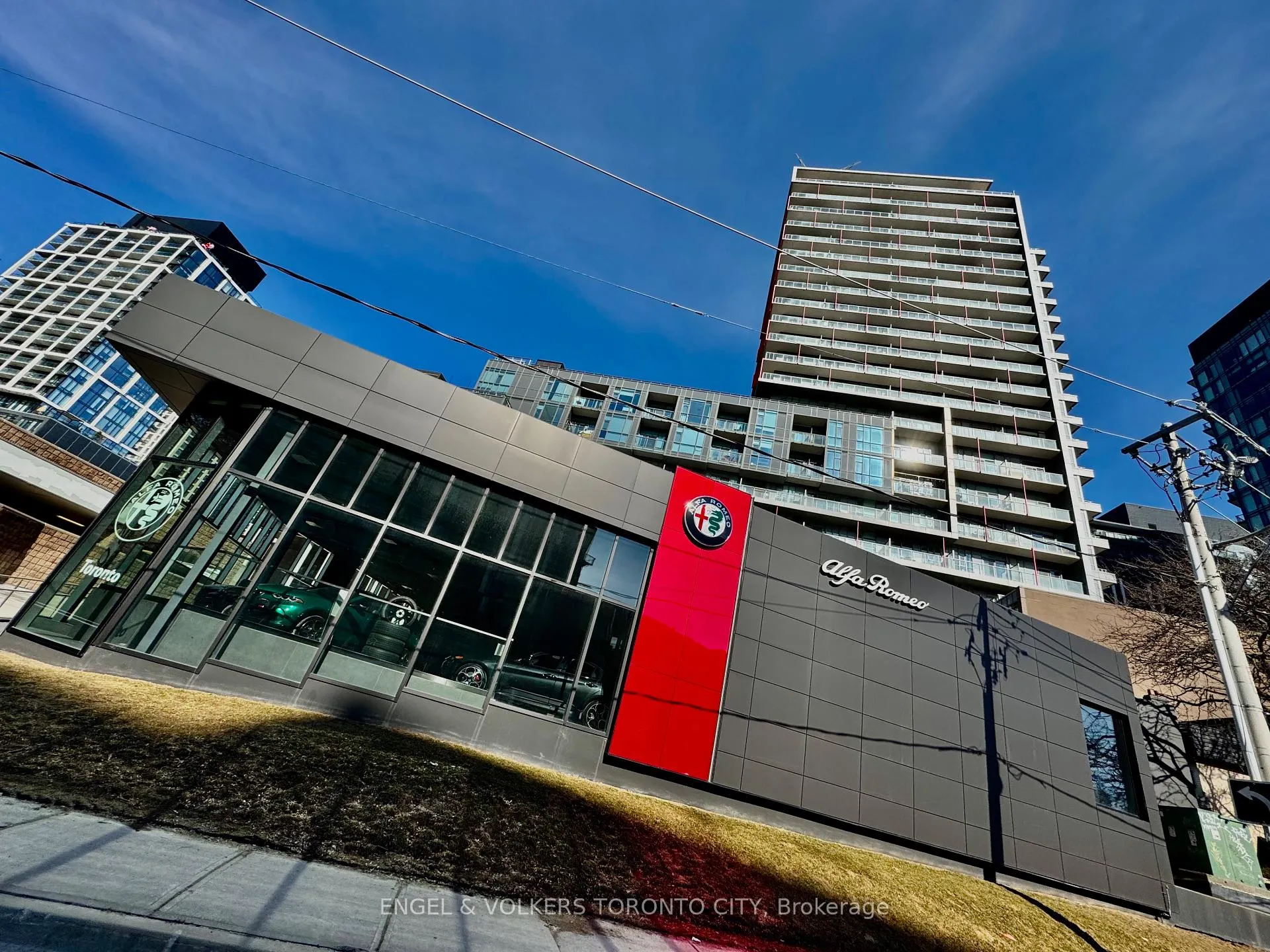 Front of Unit 1609, 120 Parliament Street