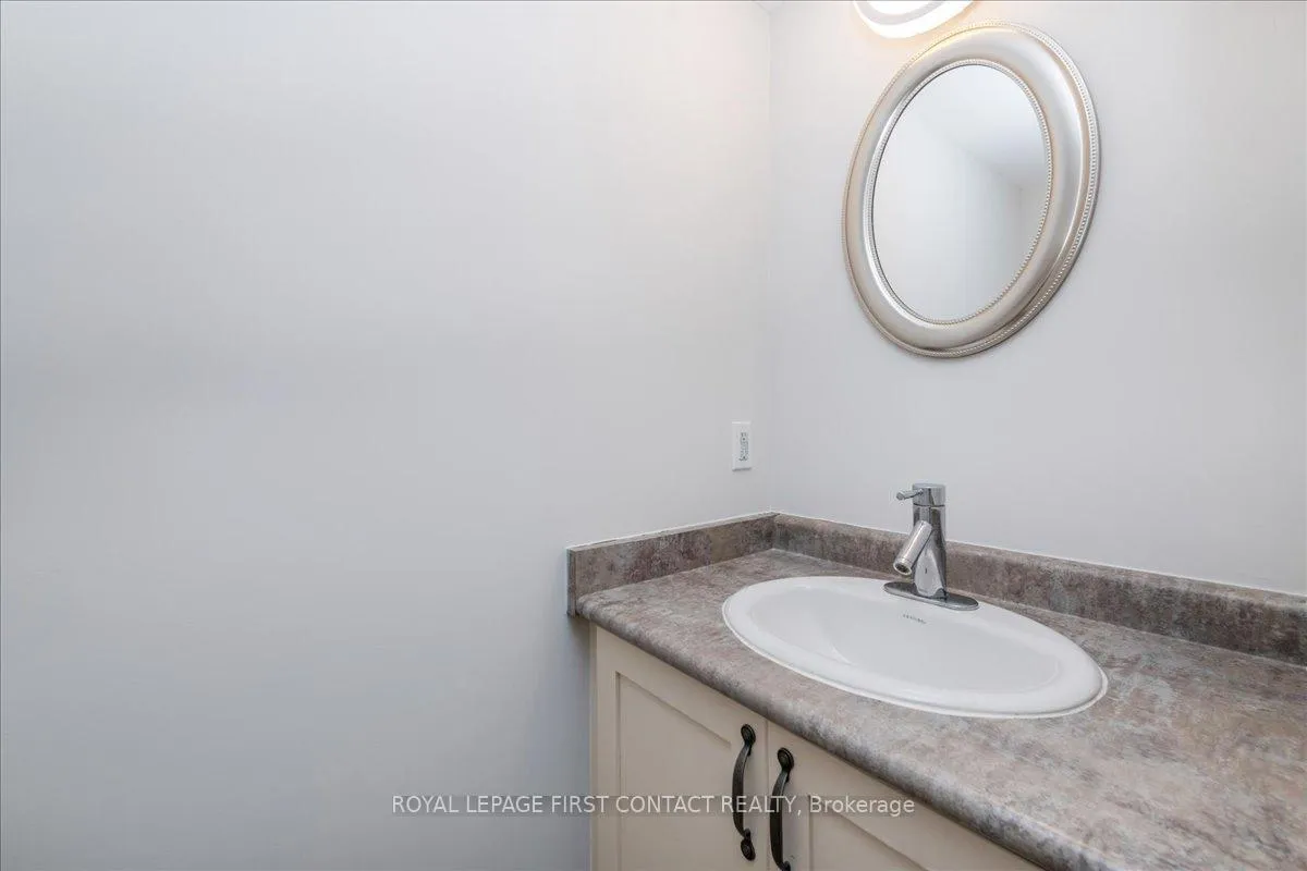 Photo 10 of Unit 4, 35 Madelaine Drive, Barrie, Painswick South — HOMEH