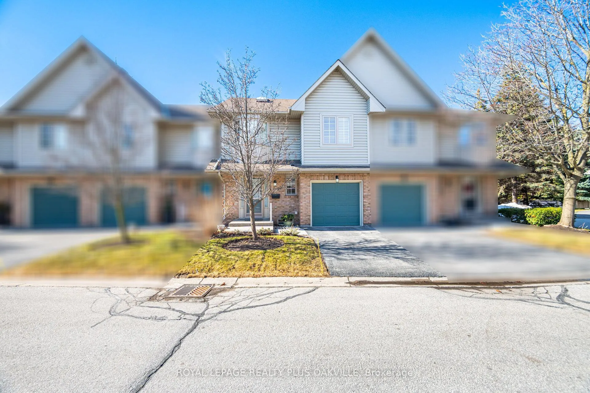 Photo 2 of Unit 135, 3333 New Street, Burlington, Roseland — HOMEH